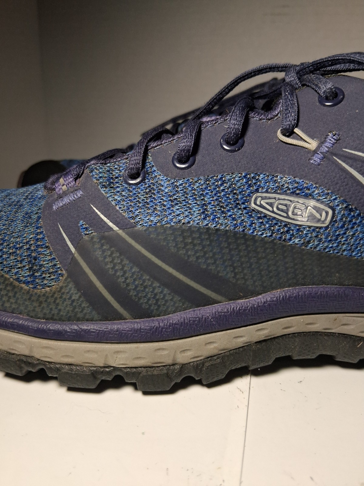 KEEN Terradora Waterproof Low Sneakers Blue Womens Shoes Size 8.5 Hiking