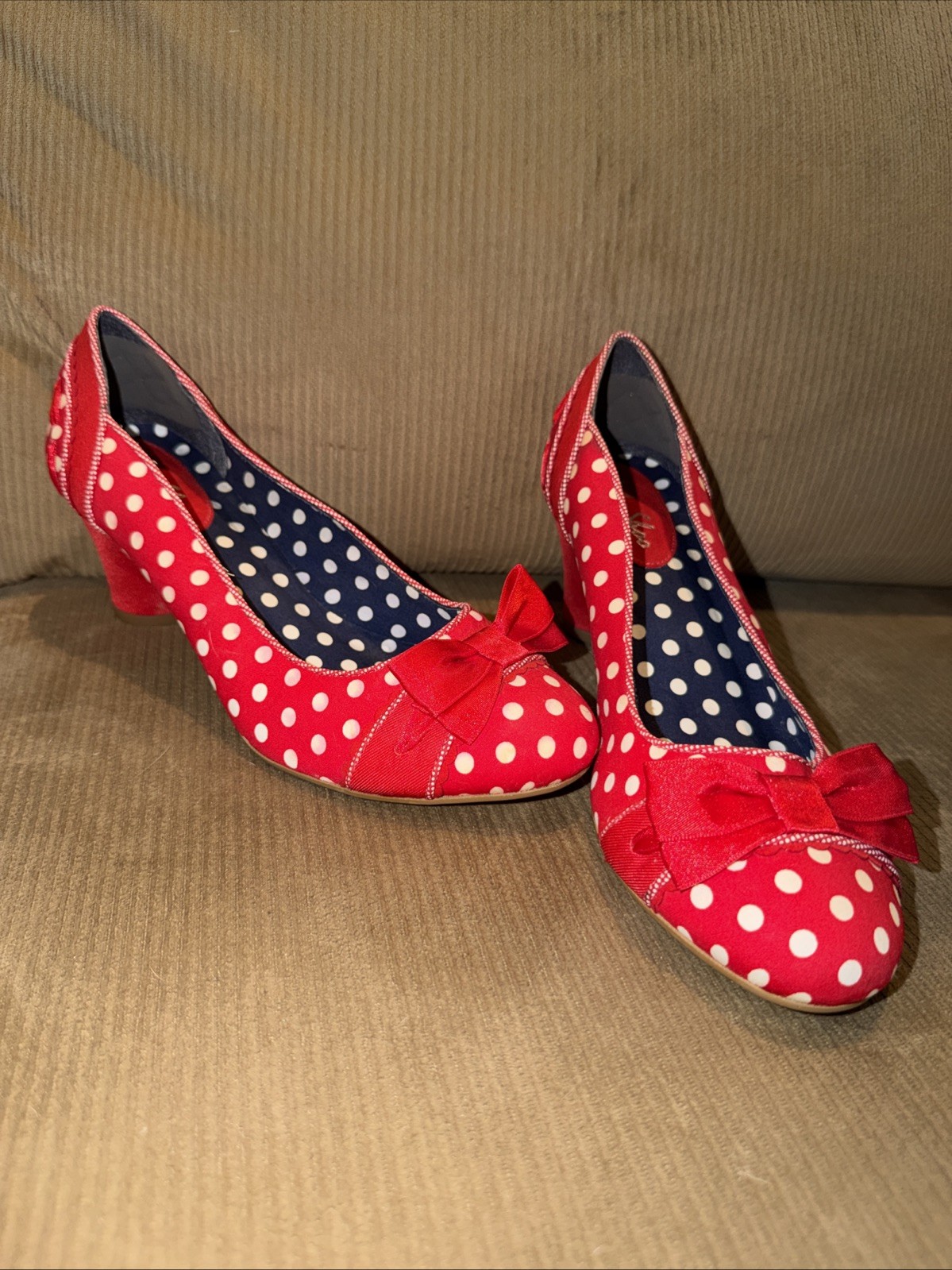RUBY SHOO Women’s 9 Mid Heel Court Shoe With Bow Red White Blue Polka Dot EU40