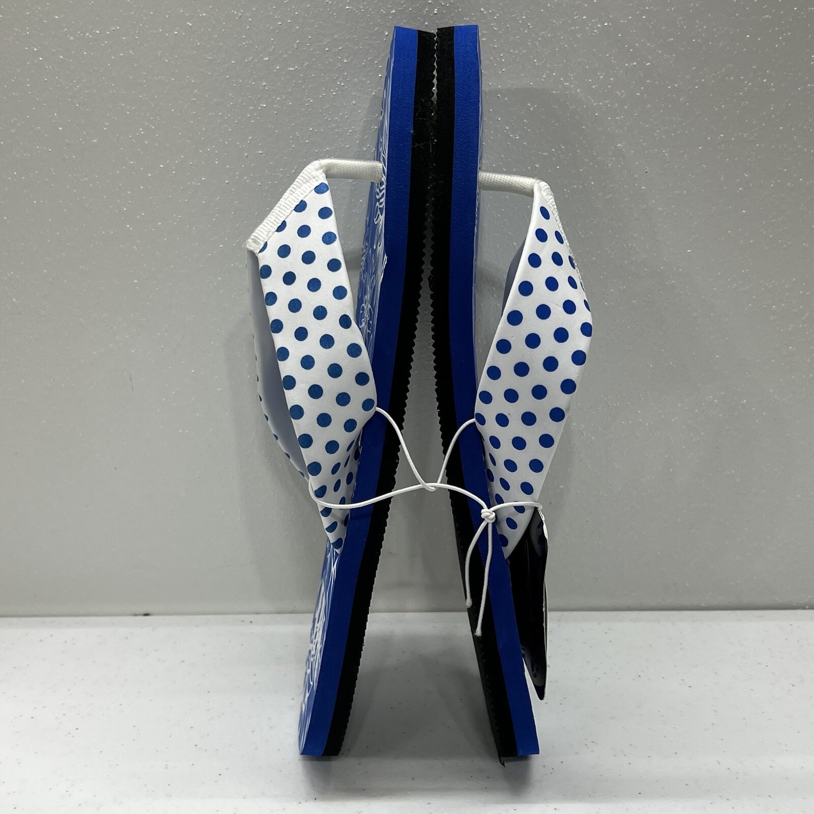 College Edition Women’s UK Blue And White Flip Flop Sandals – Size L 9/10