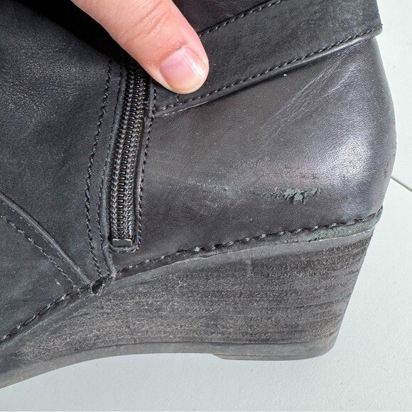Dansko Black Leather Wedge Heel Ankle Booties Size 42