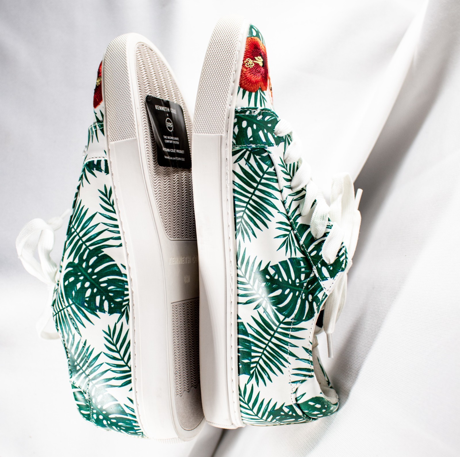 KENNETH COLE Kam Palm New Floral Lace Up Women Sneaker Size 8.5M