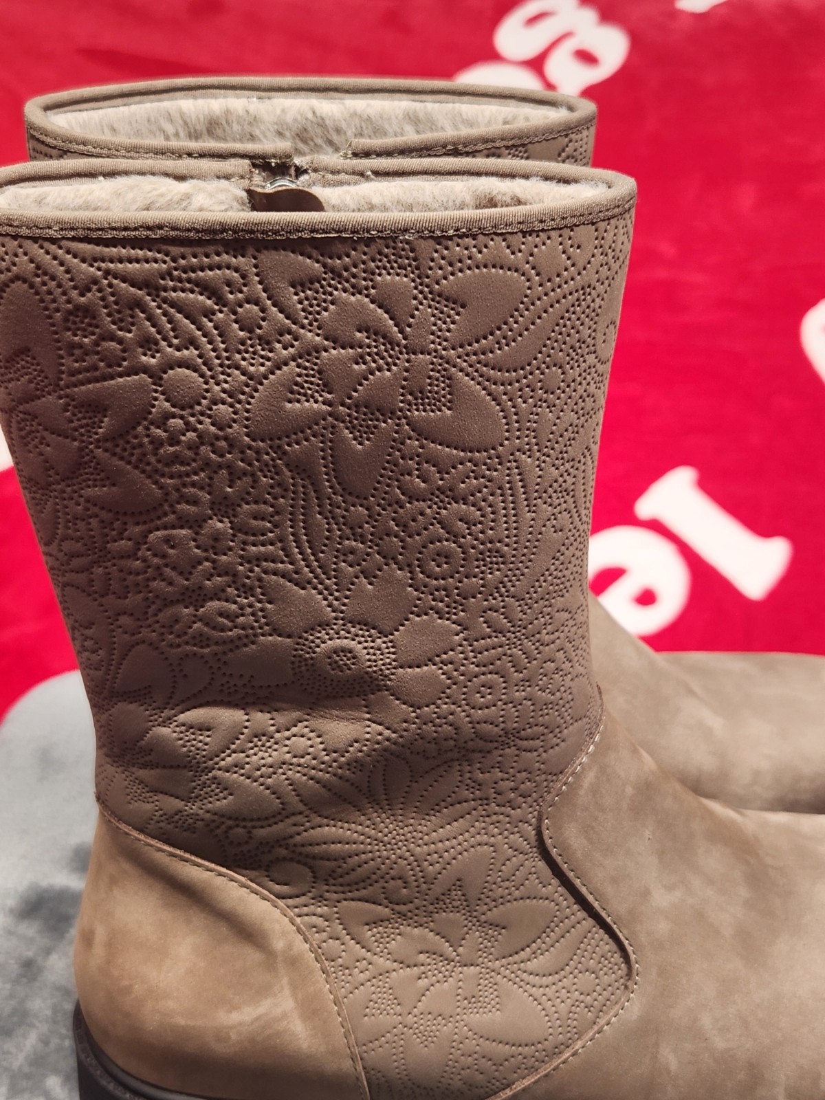 Alegria Womens Taupe Embossed Floral Zip Boots Faux Fur Lined Comfort Lug Sole