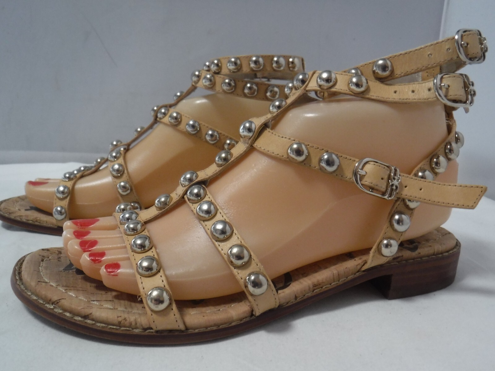 PF2 Sam Edelman Eavan Tan Nude Gold Studded Strappy Thong Sandals Sz 7 M Women’s