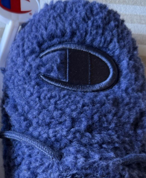 Champion Adult University Slippers – Blue W10/M8