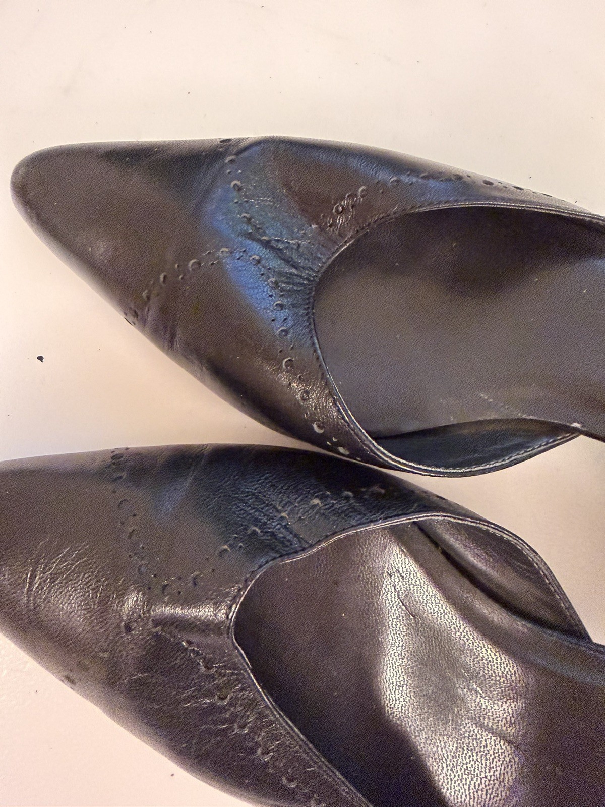 Aerosoles Black Leather Pointed Toe Ankle Strap Kitten Heels – Women’s 8.5