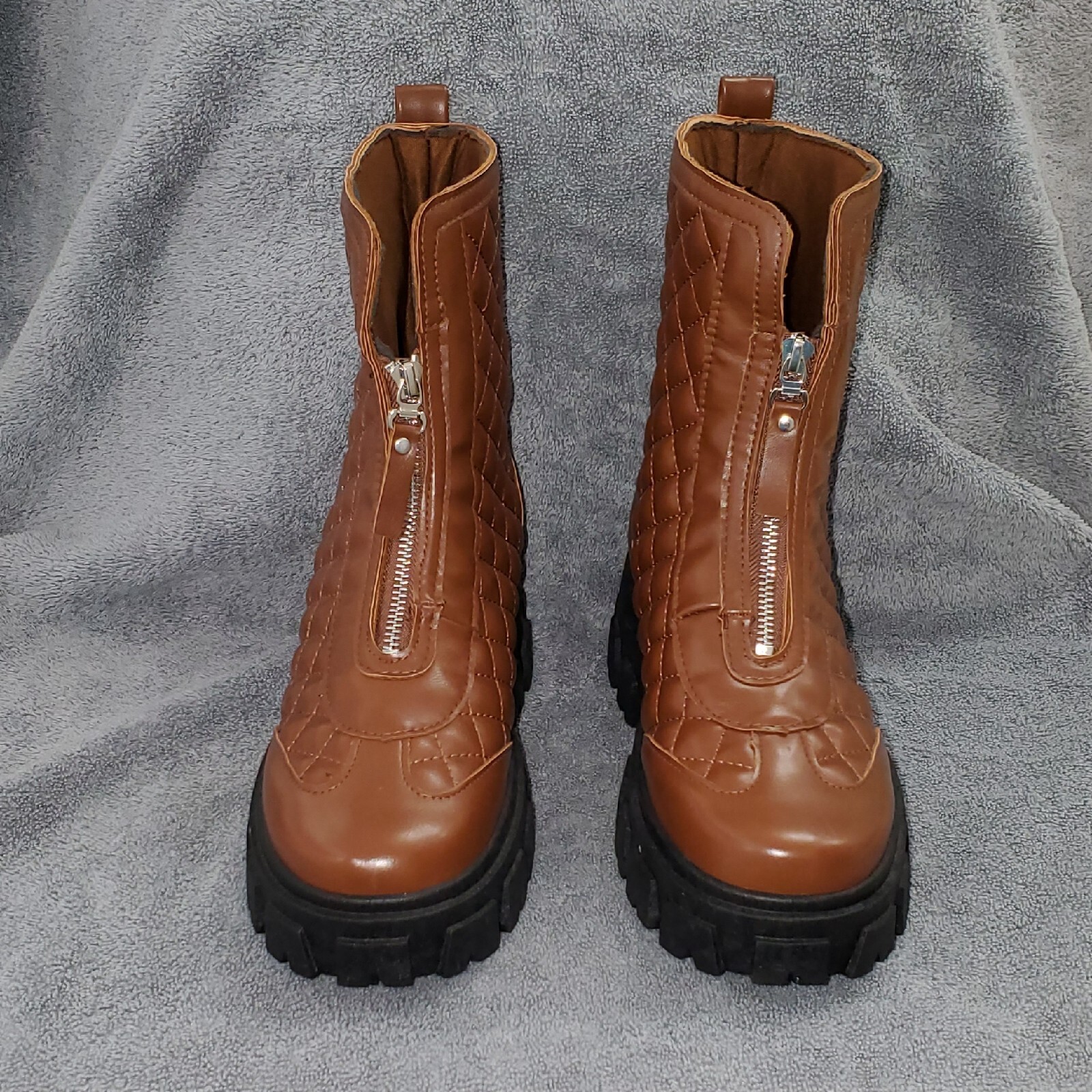 FOREVER Brown Quilted Combat Platform Ankle Fashion Boots Zip-Up Style Sz 10 NEW