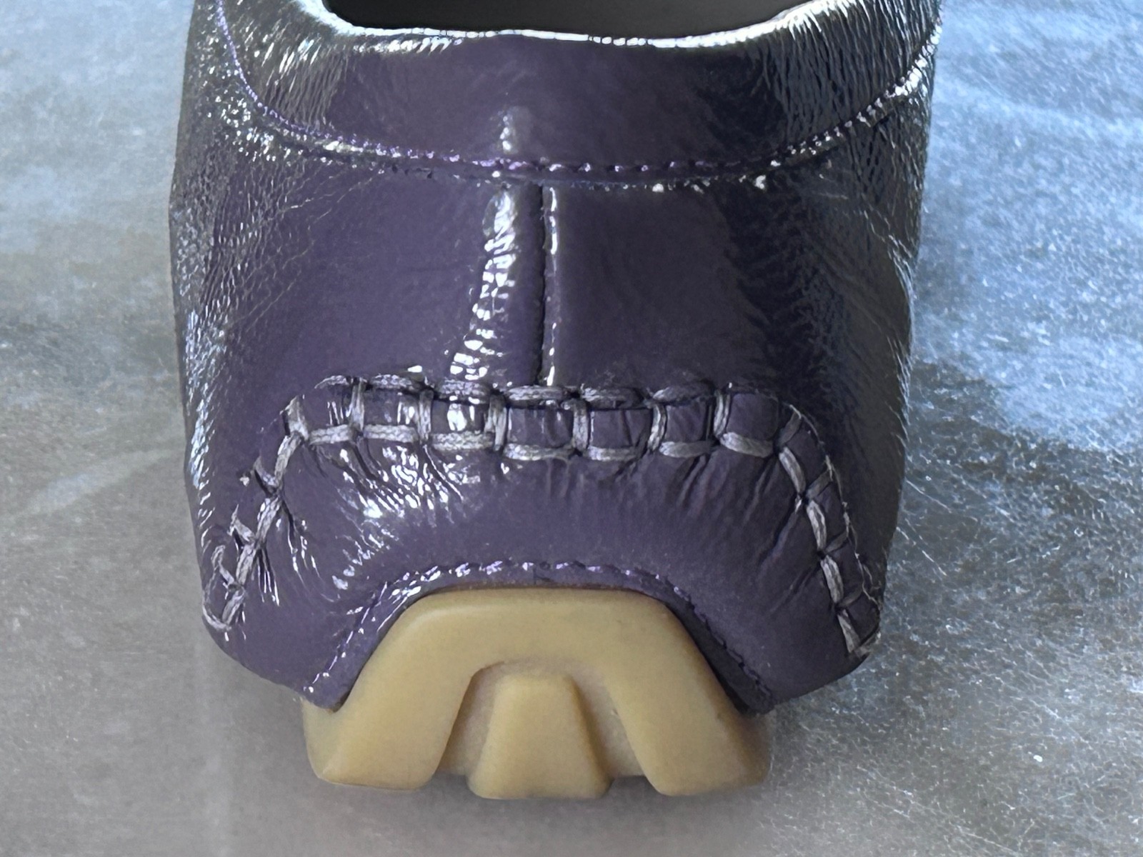 GUCCI Purple Patent Leather Script Logo Driving Loafers Shoes Womens 36 Italy