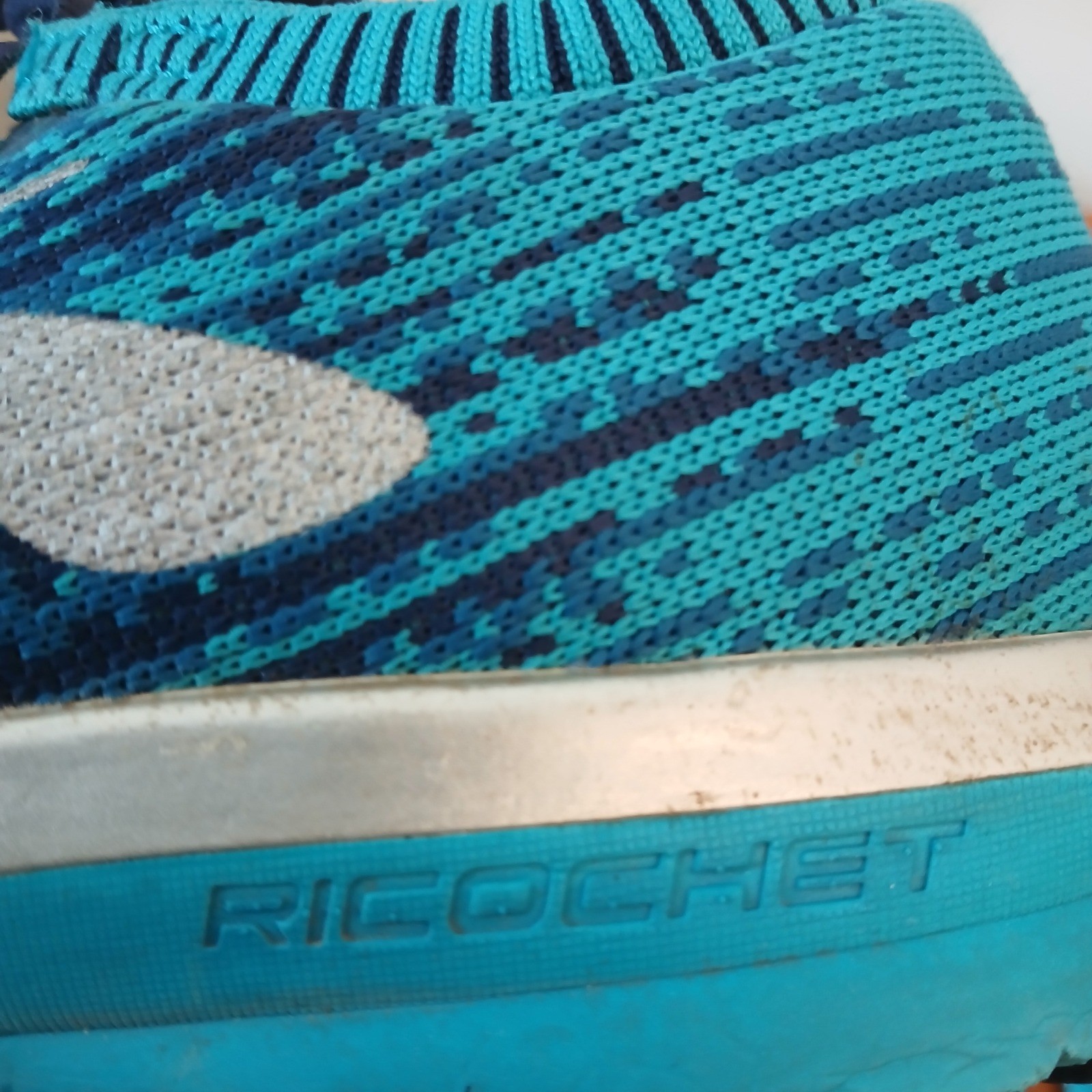 Brooks Ricochet Womens 8.5 Navy Teal Running Shoes Sneakers 1202821B482