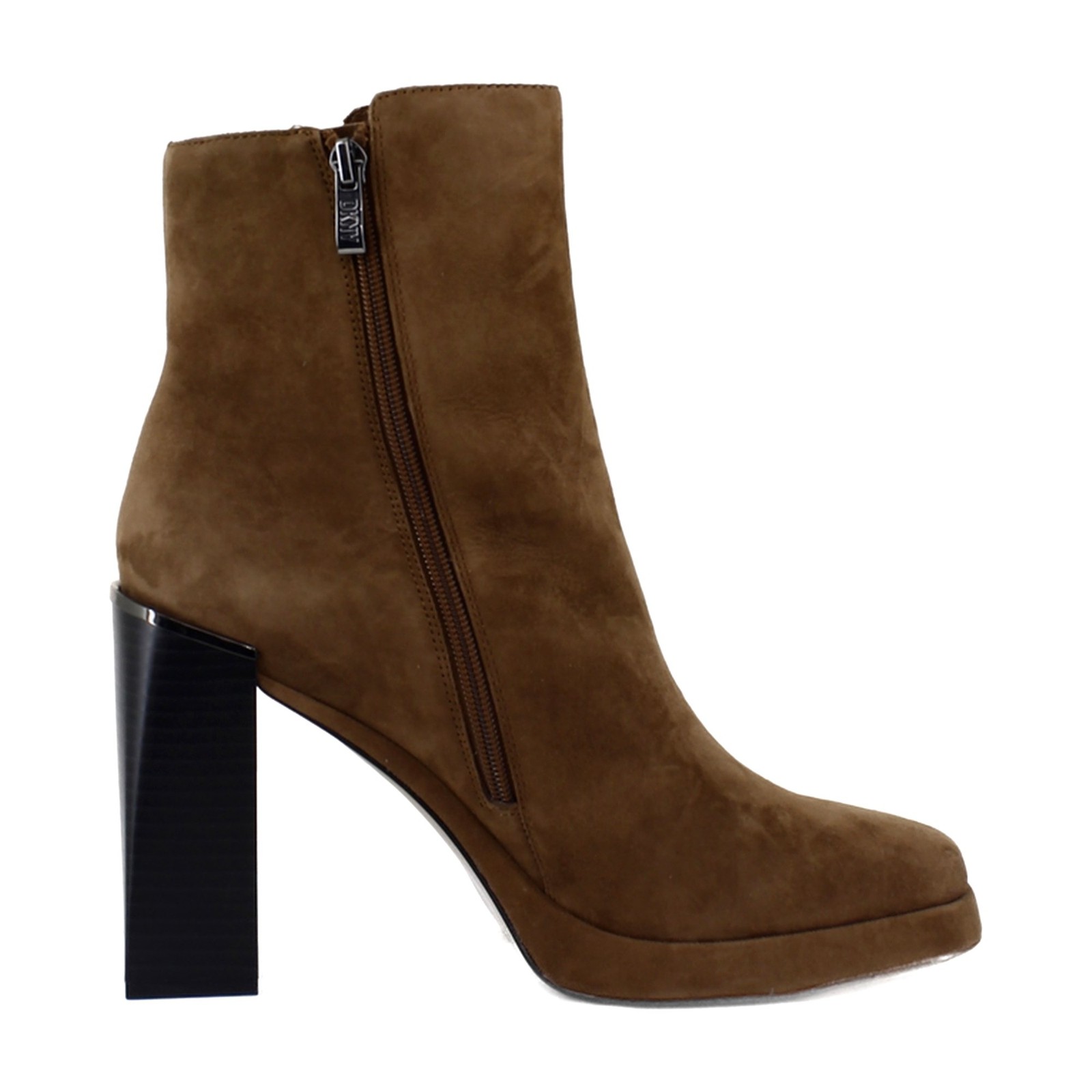 DKNY Felice Women’s Boots Roasted Pecan Size 8.5 M