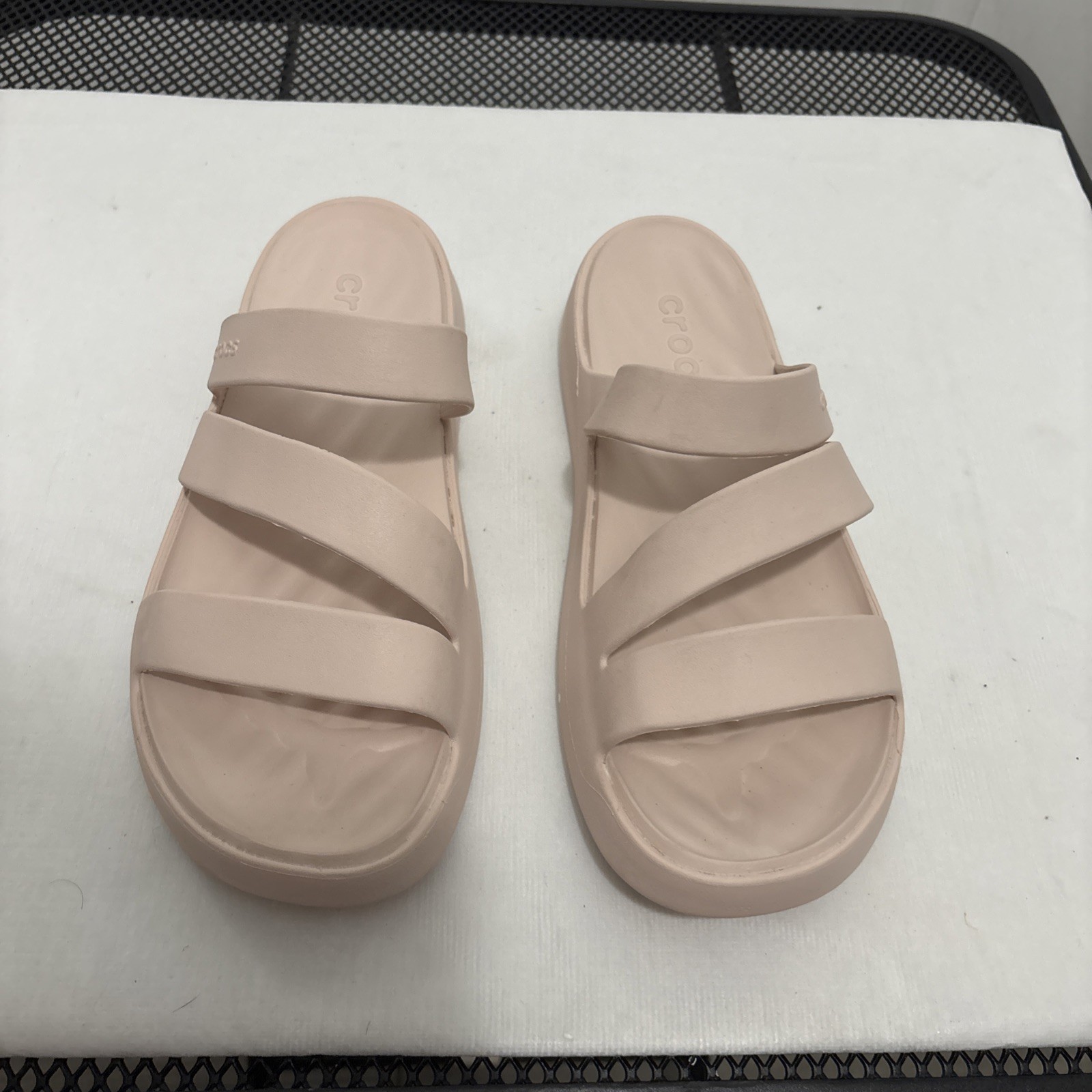 crocs getaway strappy Sandals Size 11
