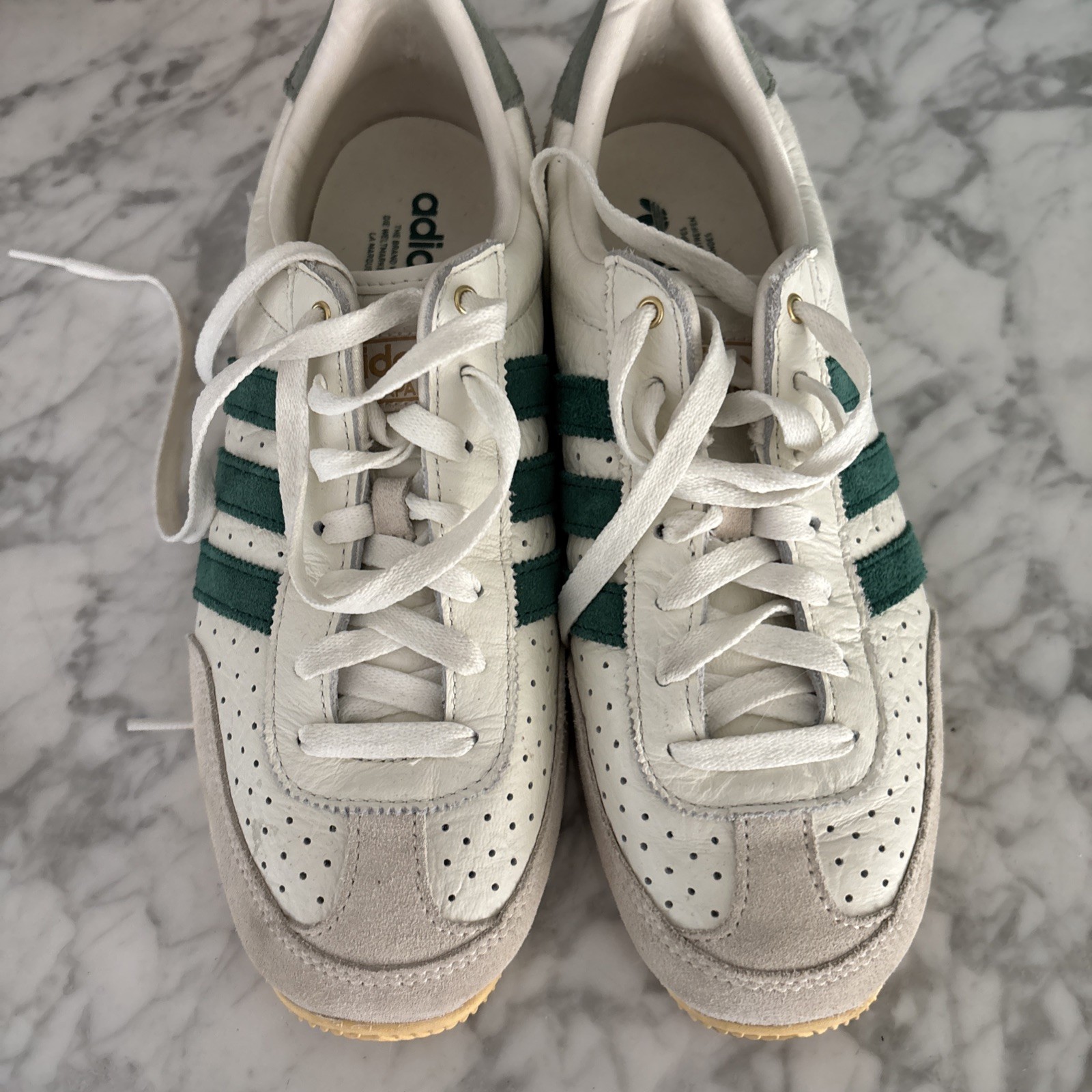 adidas Japan Women’s Size 9.5 US Off White Collegiate Green Orange Tint JI2663