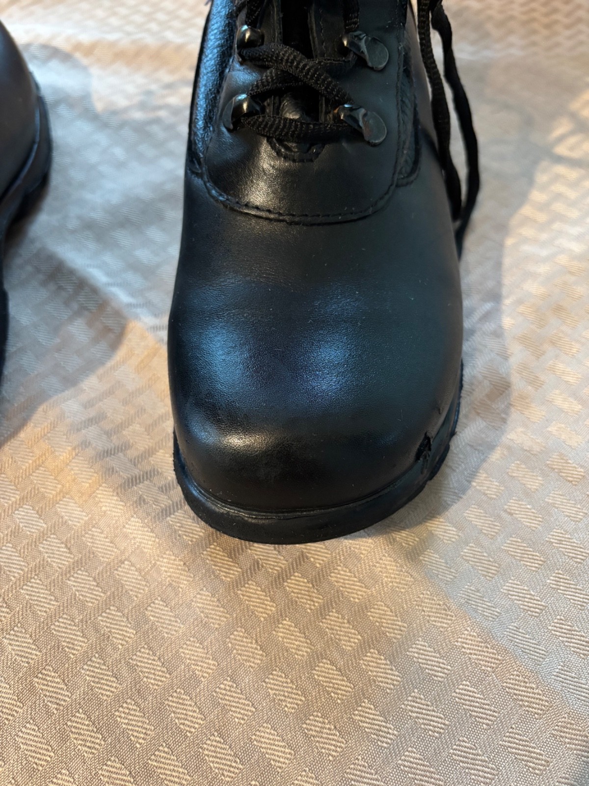 Toe Warmers Boots Faux Fur Lined Lace up Leather 8.5
