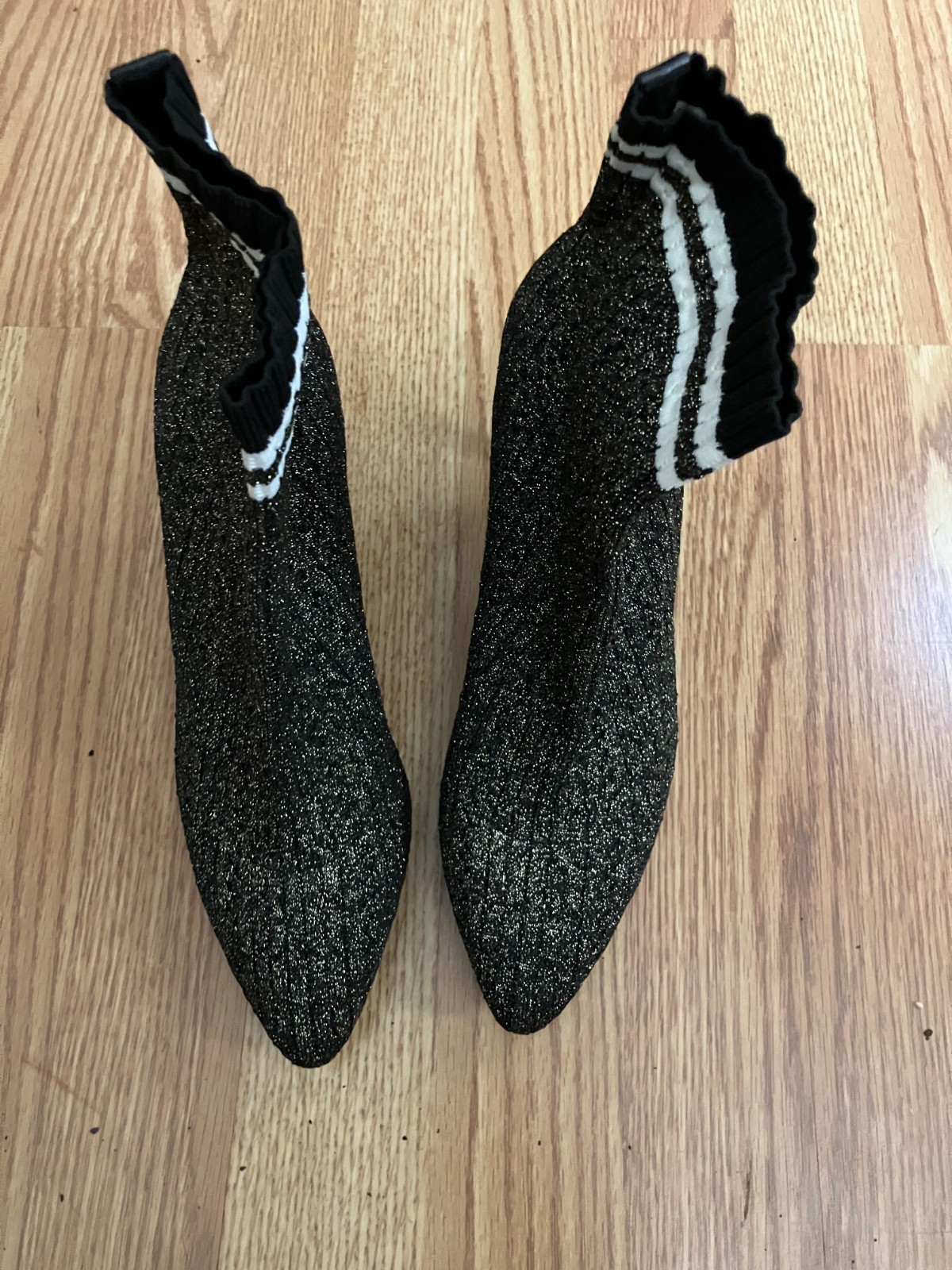 NWT STUART WEITZMAN WAVERLY Metallic Knit Sock Bootie Boots Size US 7.5M $575.00