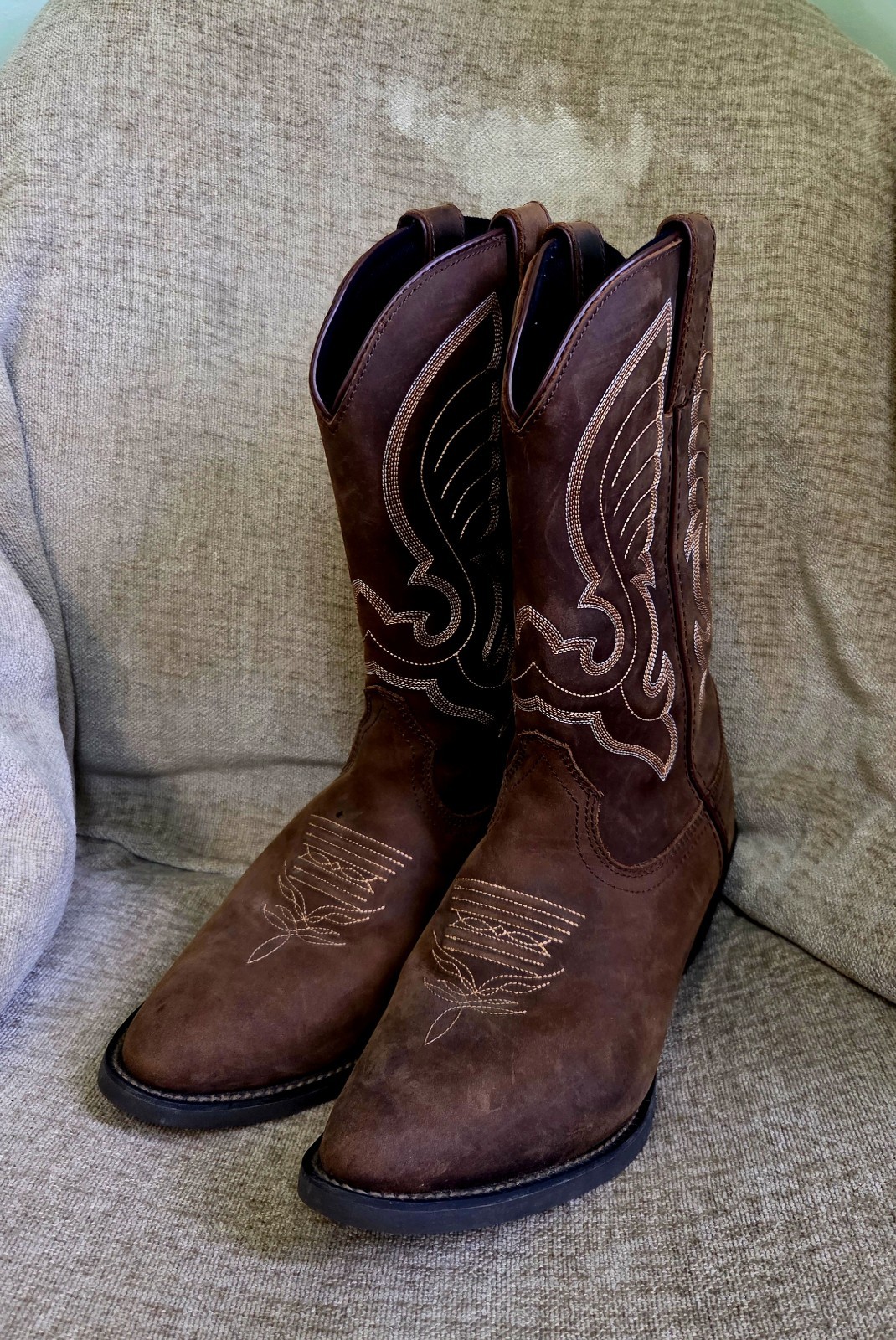 Tennessee Boot Co. size 8.5 Ariat Heritage look alike