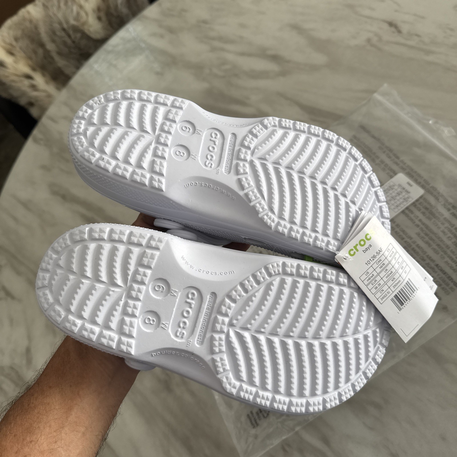 New With Tags Original Baya Crocs Size M6 W8