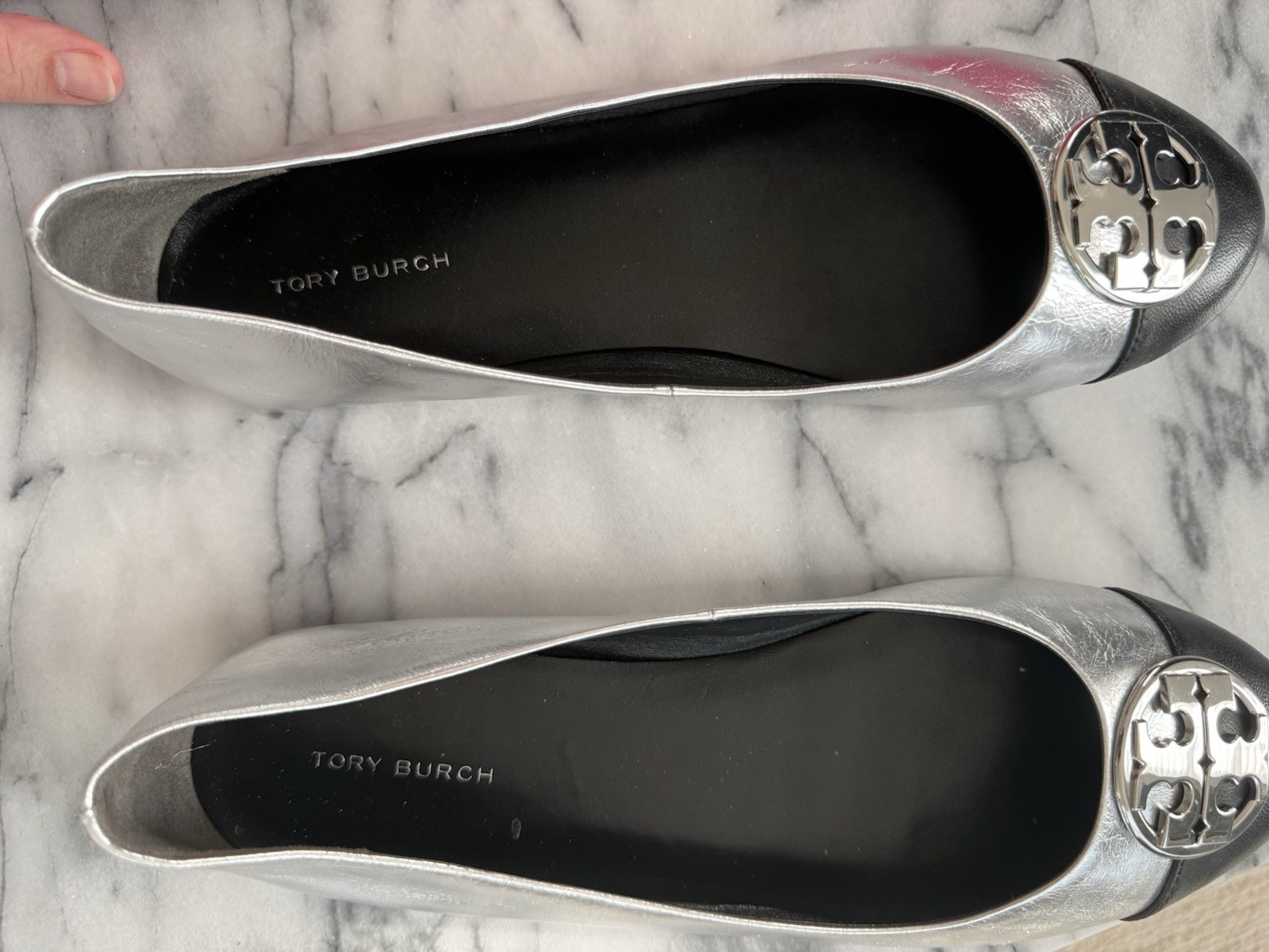 Tory Burch Silver /Black Leather Cap Toe Double T Bow Ballet Flats Sz 8 -NEW