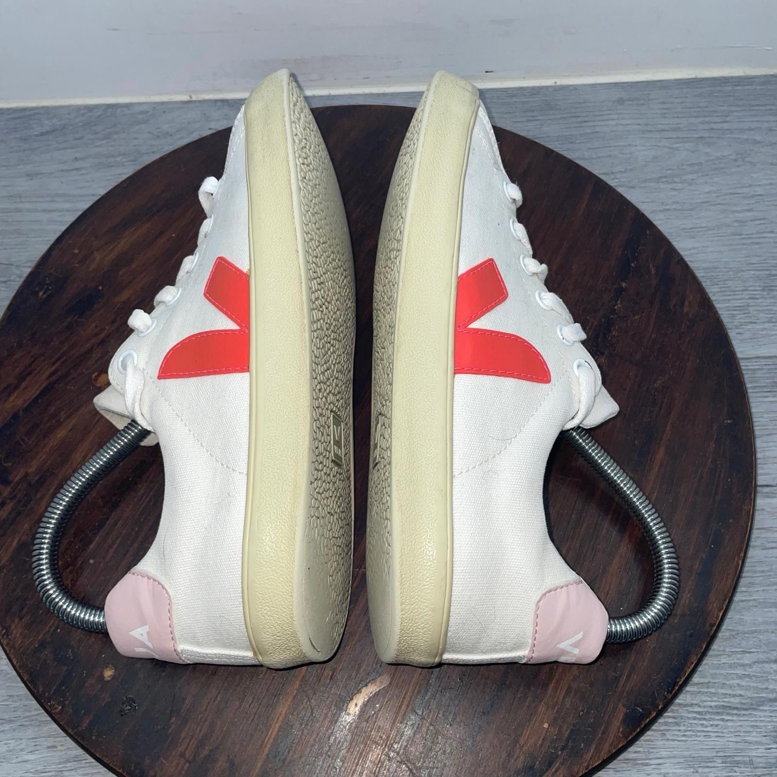 Veja Esplar Logo Sneakers Women’s Size 7 White Red Shoes Classic Comfort Canvas