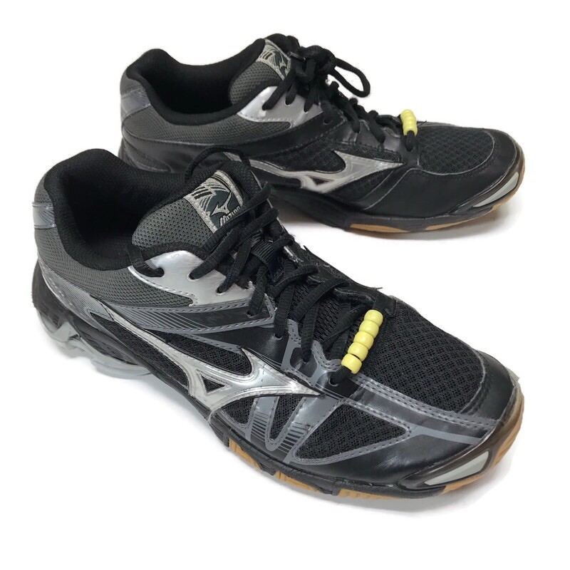 Mizuno Women’s Volleyball Shoes Wave Bolt 6 Size 9 Black Gum Gray Sneaker