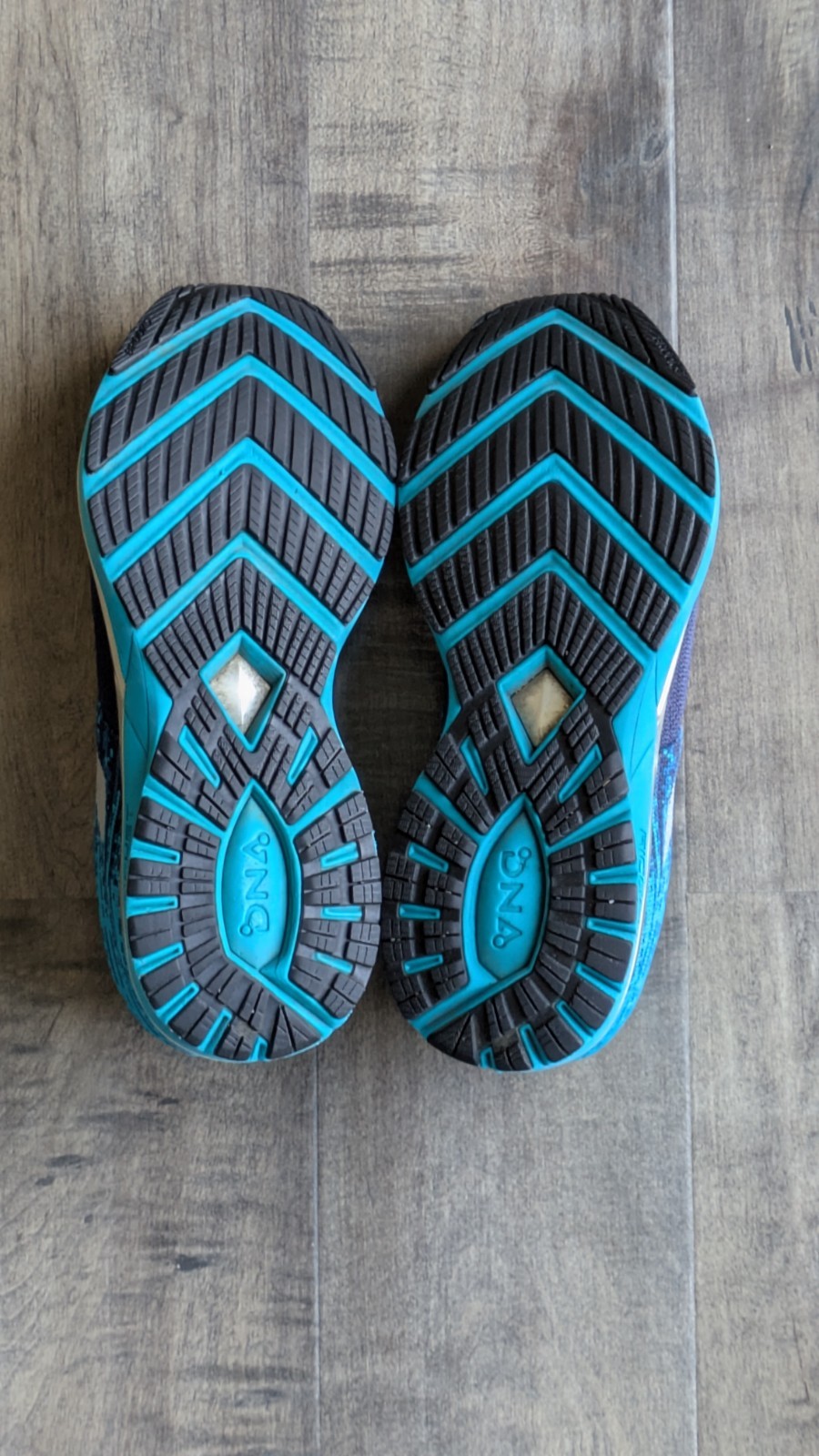 Brooks Ricochet Running Shoes Womens Size 9.5 Blue Teal DNA AMP Athletic Sneaker