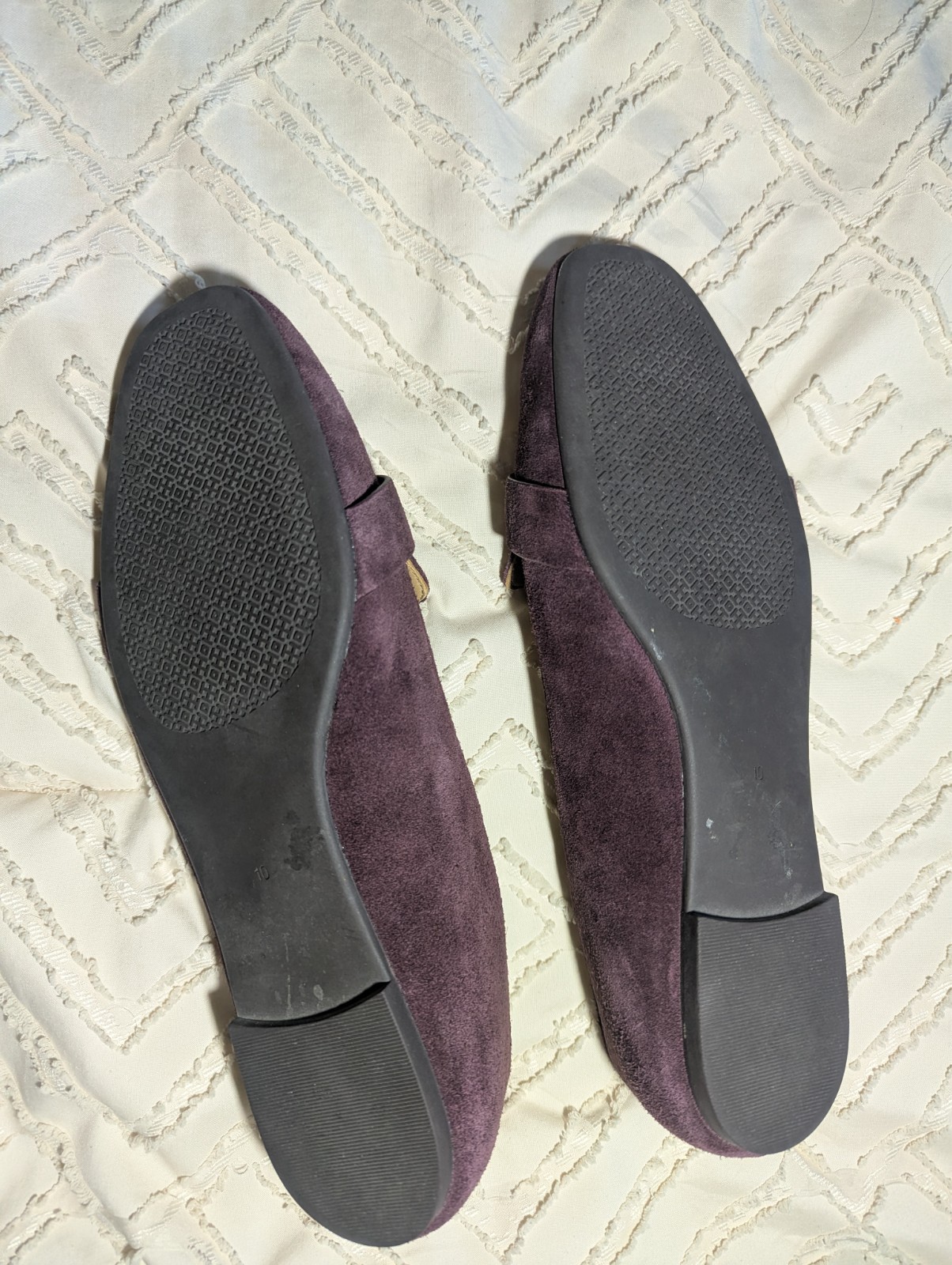 Tory Burch Plum Purple Suede Loafers Gold Buckle Flats Size 10 workshoes