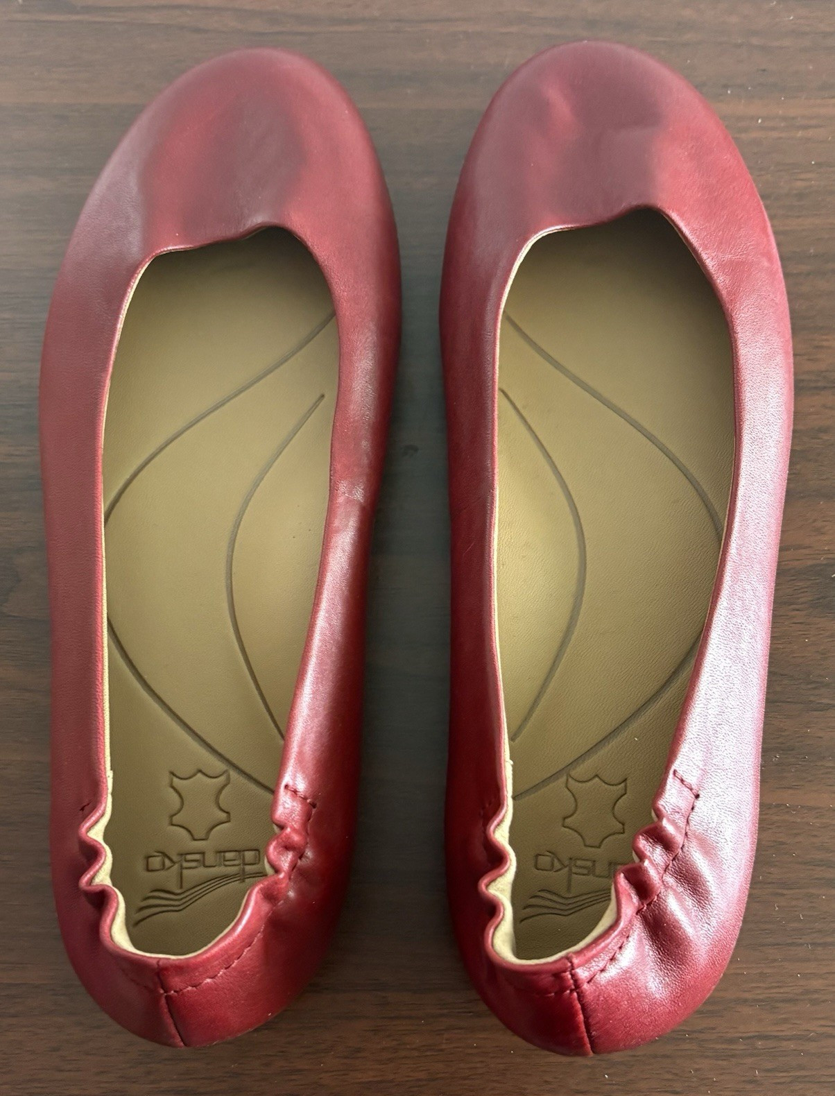 Dansko Women’s Red Leather Ballet Flats Slip-On Comfort Round Toe EU 37
