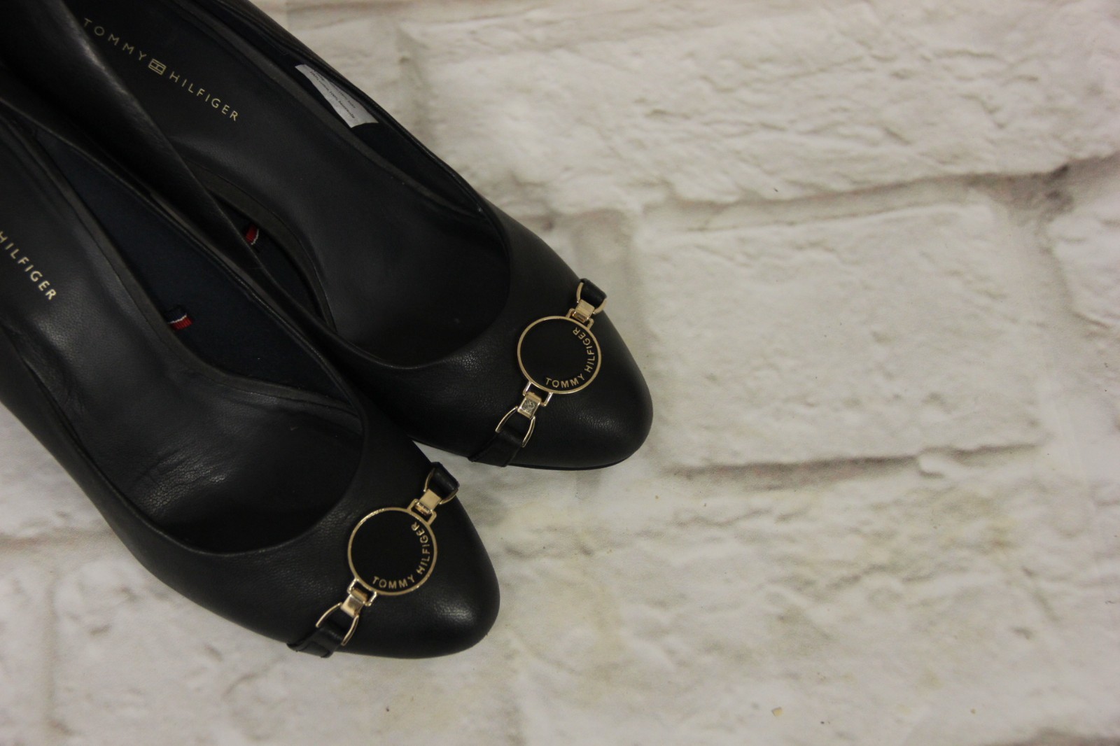 Tommy Hilfiger ✿ pumps women’s shoes size 40 leather