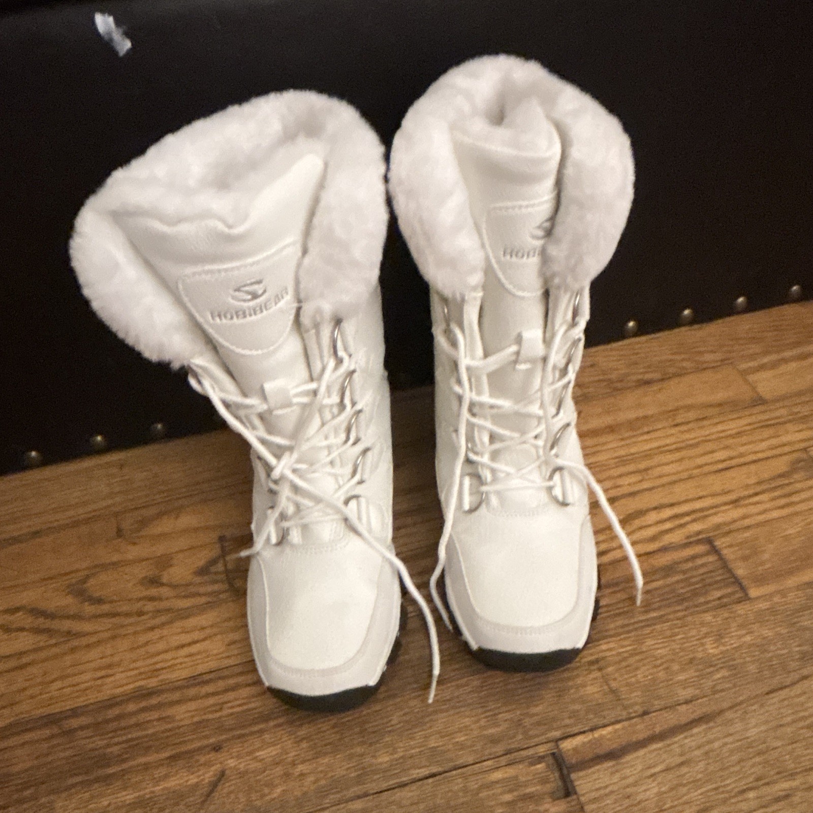 Skechers Women’s White/Black Mid-Calf Snow Boots Faux Fur Trim Quilted Lace-Up