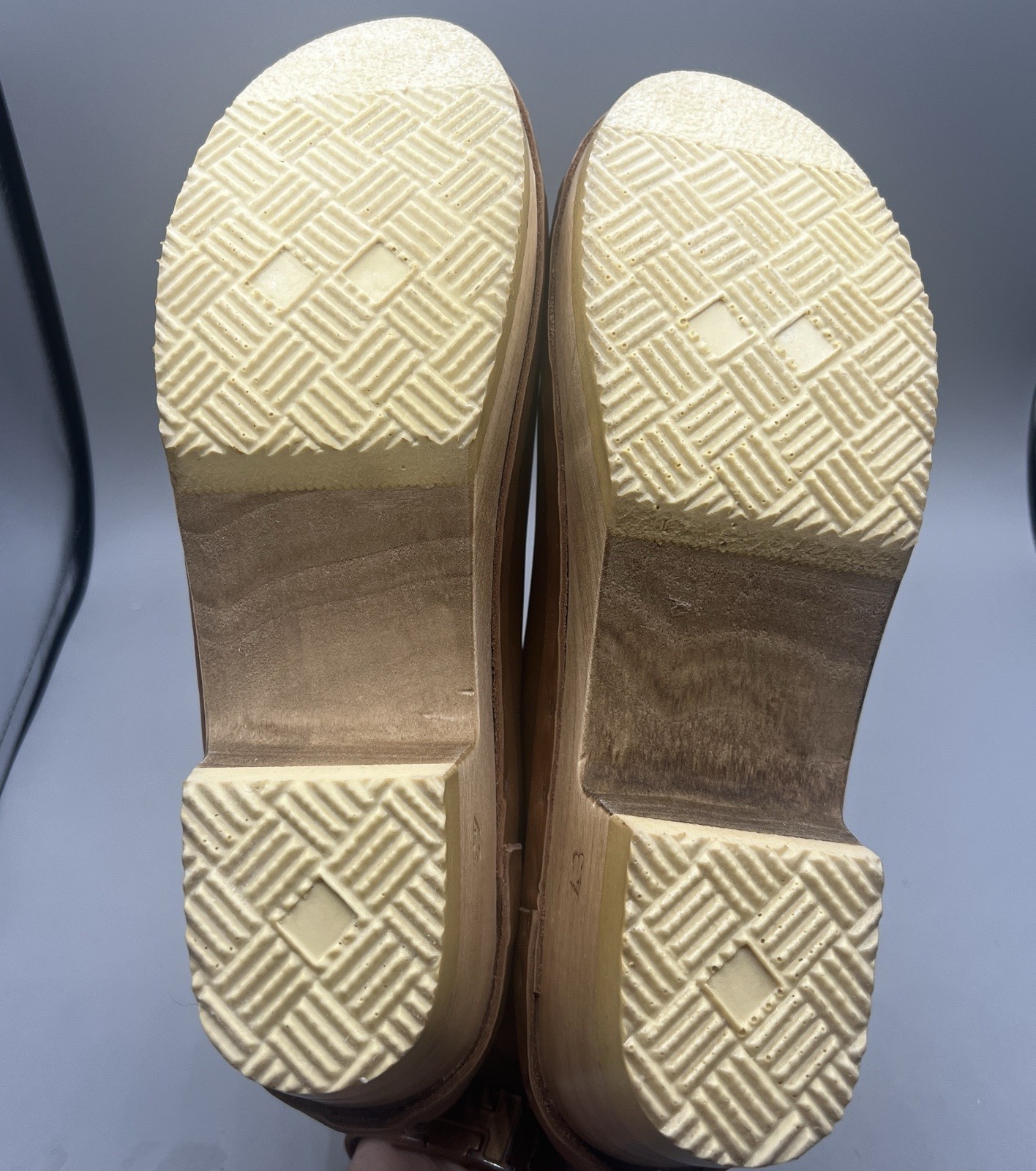 No. 6 Ashby Closed Back Leather Mid Wooden Heel Clog Womens Size 43/ US 12 NWOB