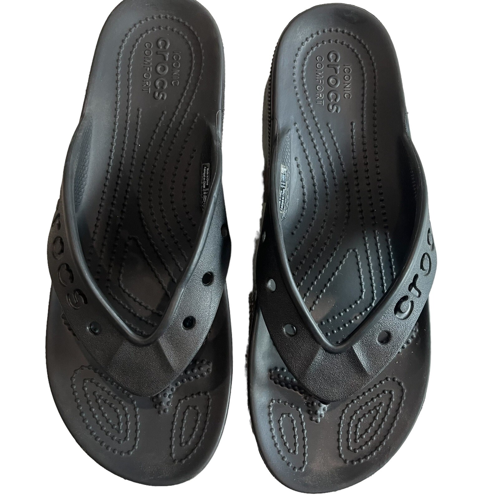 Crocs Baya II Black Flip Flop Thong Sandals Die Cut Logo Women’s 10 / Men’s 8