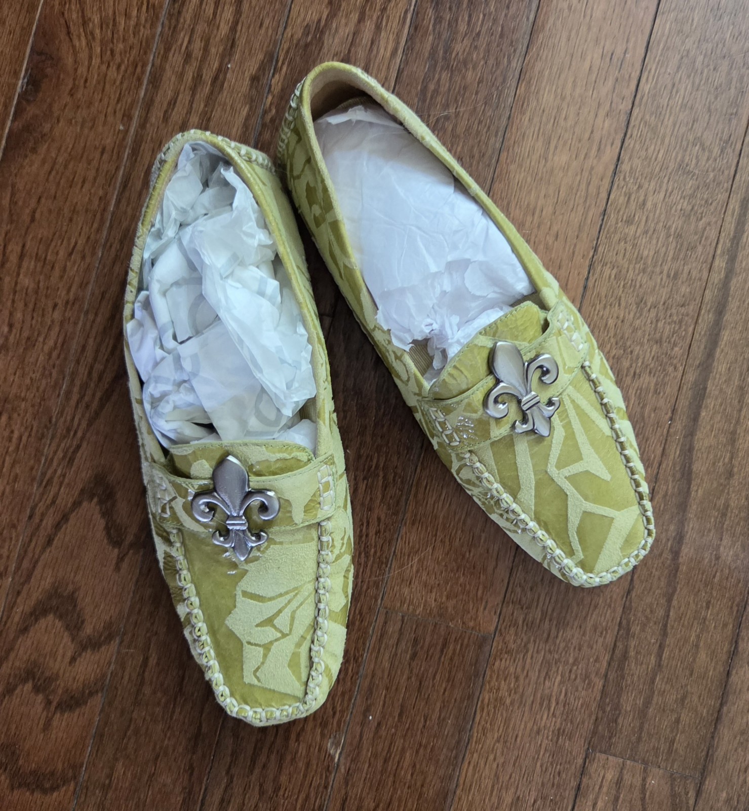 Bridget Schuster Green Suede Driving Moccasins LoafersFleur de Lis Shoes Size8.5