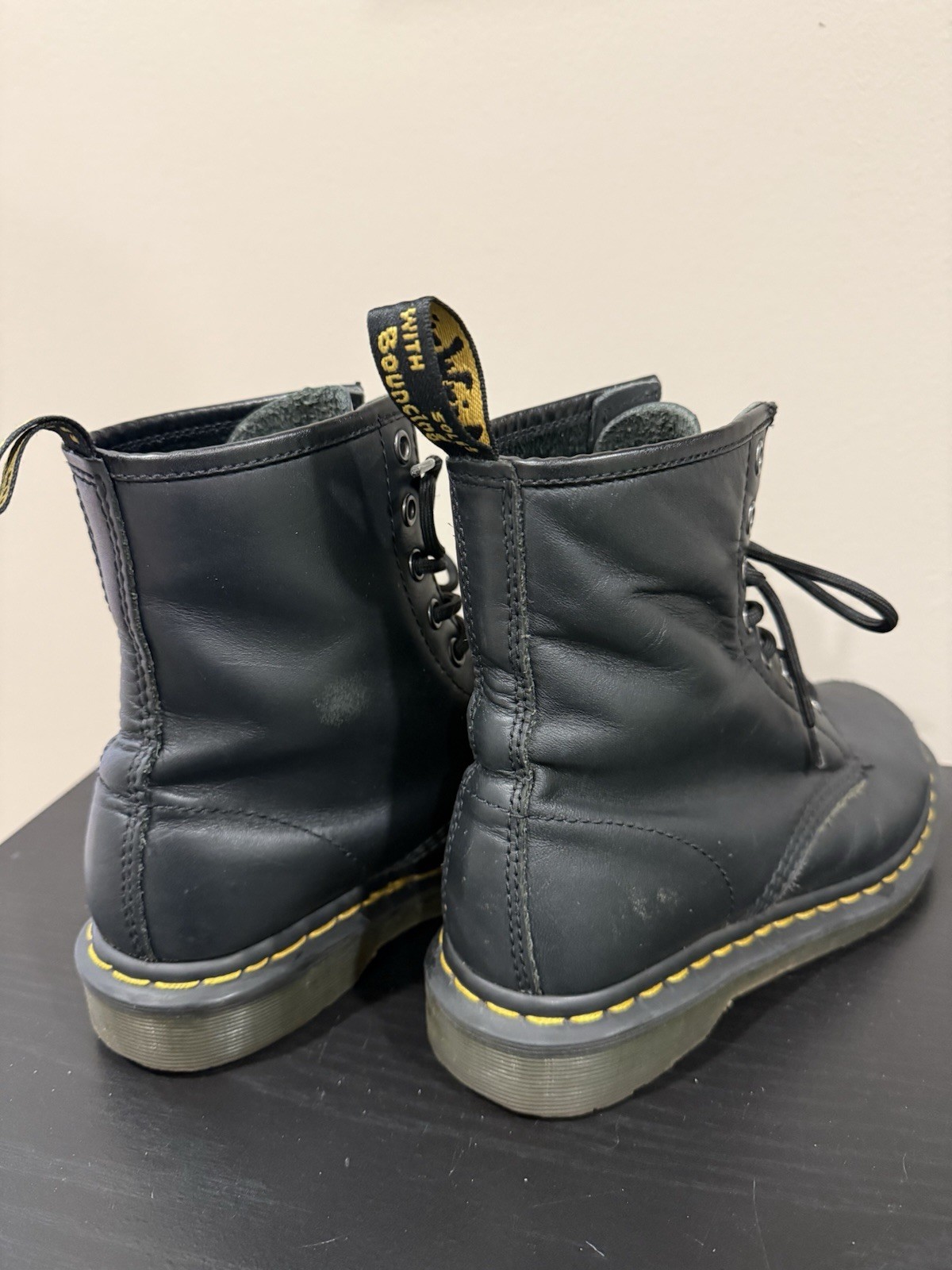 Dr. Martens Women’s Original Smooth Leather Lace Up Boots – Black, Size 7 US