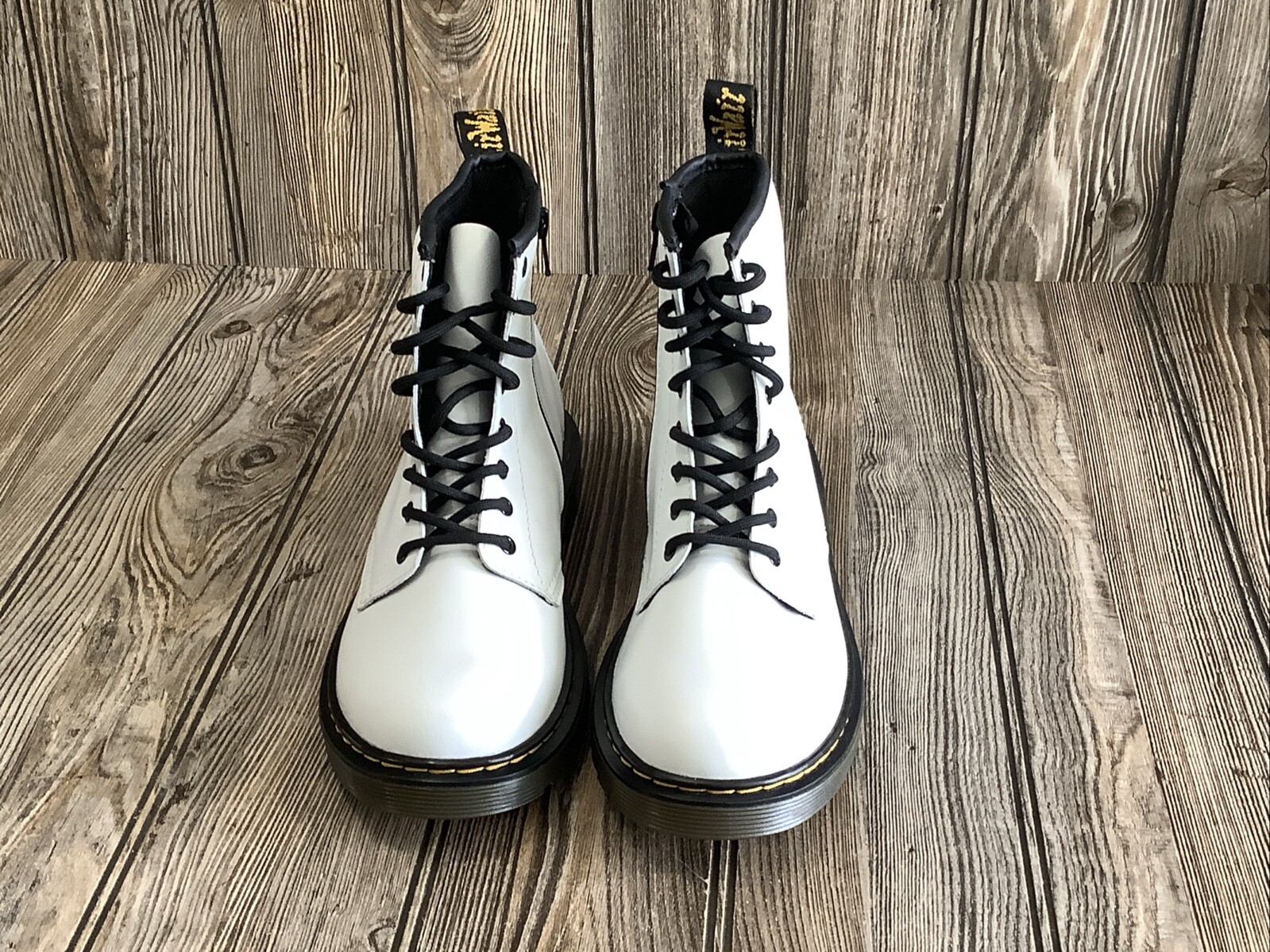 Doc Dr Martens 1460 Women’s Size 5 Smooth Leather Lace Up Combat Boots White
