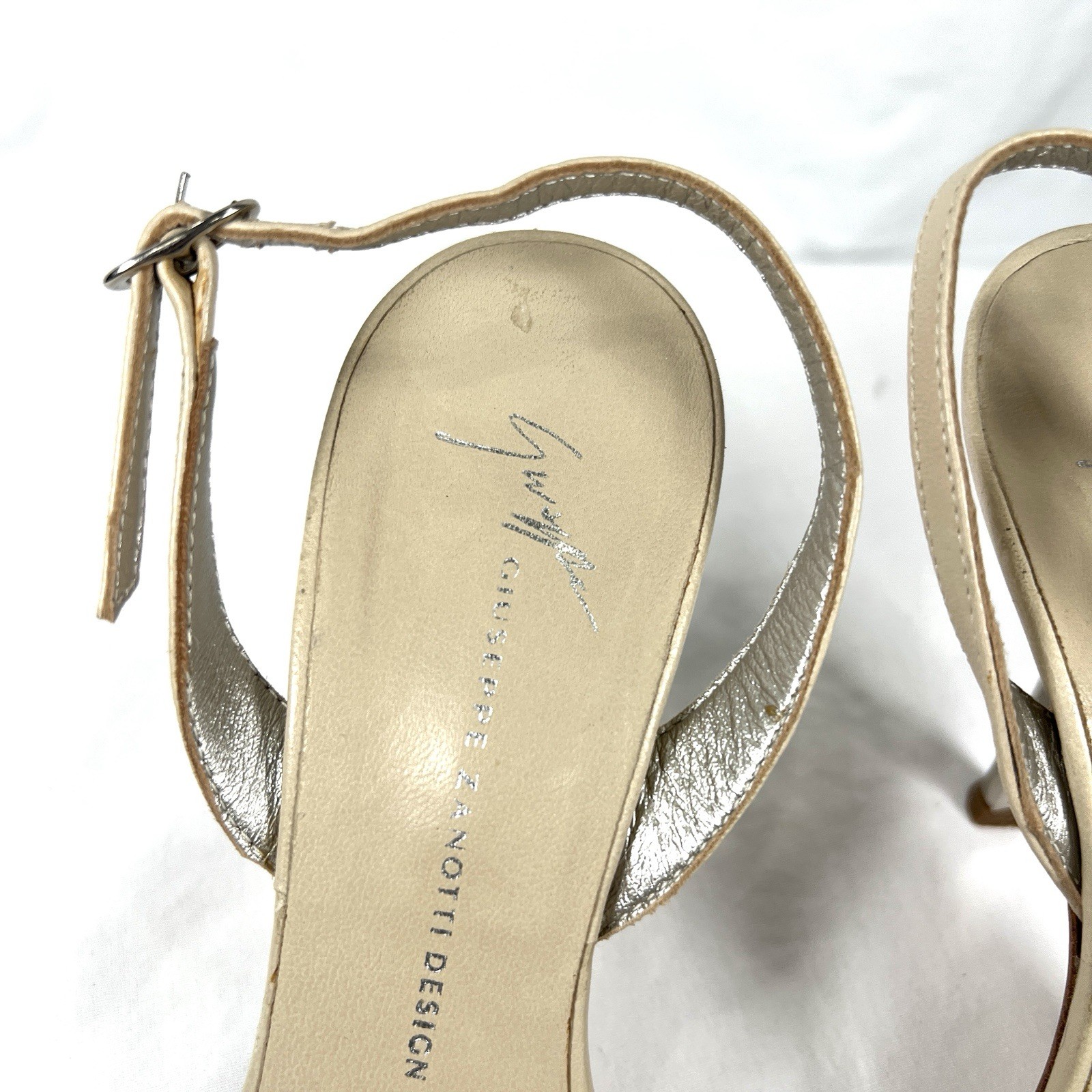 Giuseppe Zanotti Leather Slingback Stiletto Heels Italy Minimalist EU 36 US 6
