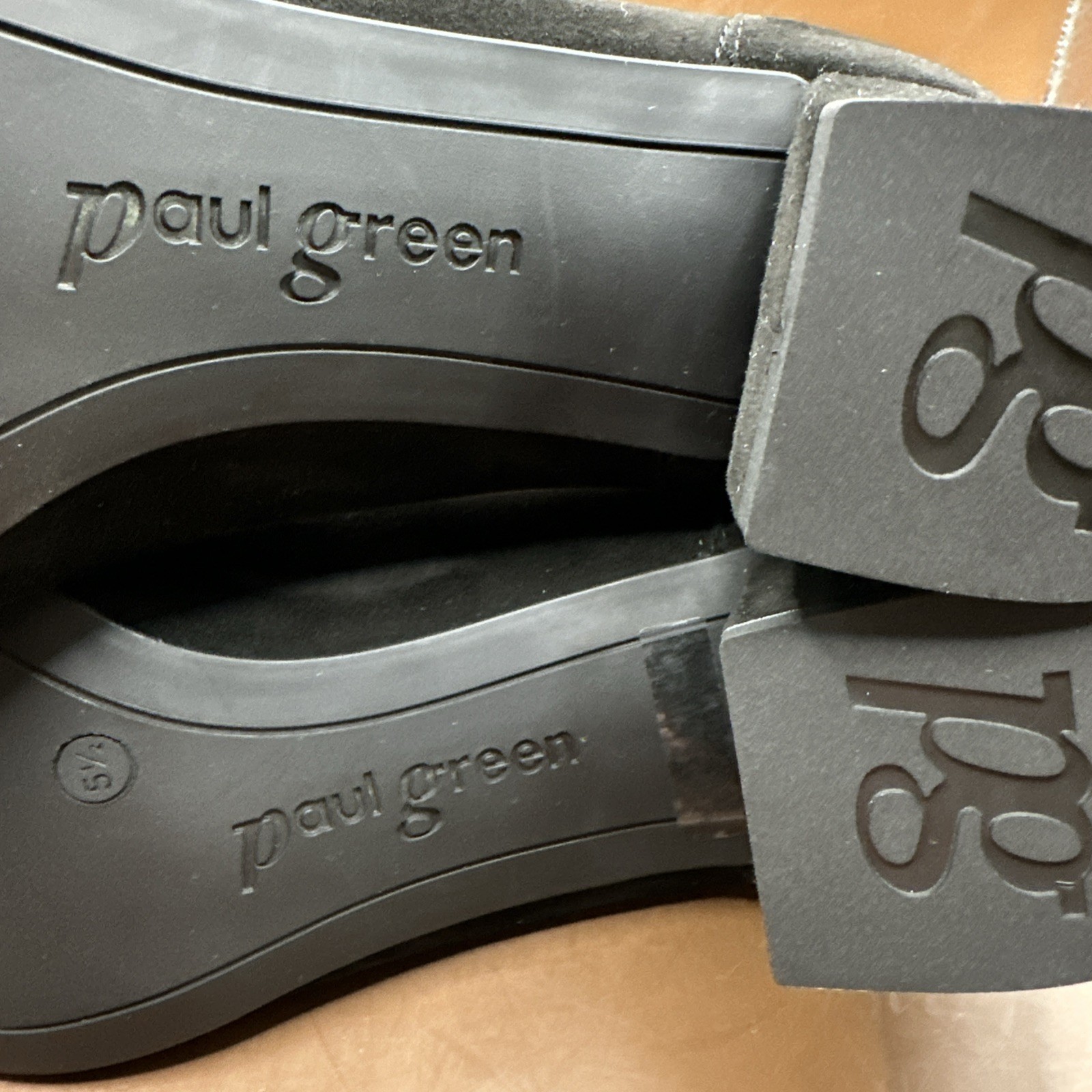 PAUL GREEN BLACK SUEDE PUMP AUSTRIA SZ 5 1/2 US SZ 8 EXCELLENT CONDITION