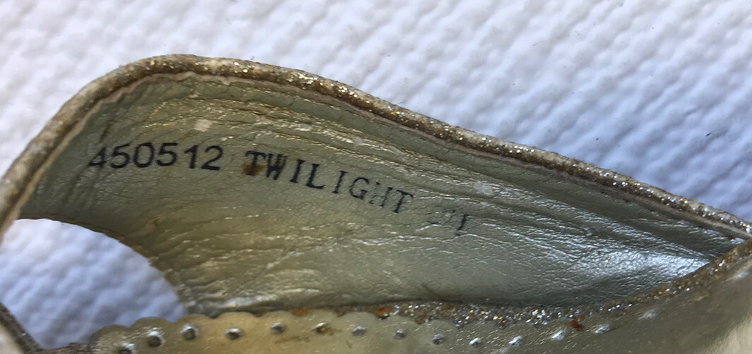 Michaelangelo Womens Gold Sparkle Event Pumps Sz 8M pre-owned