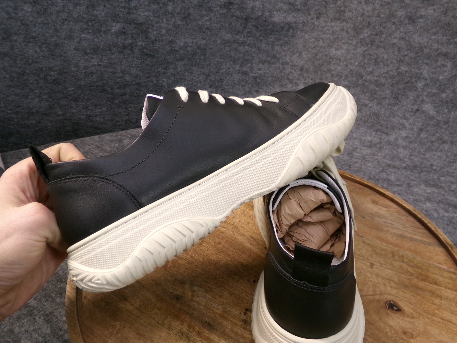 OTBT Pangea Women Size 9.5 M Platform Sneakers Black Leather Athleisure Chunky
