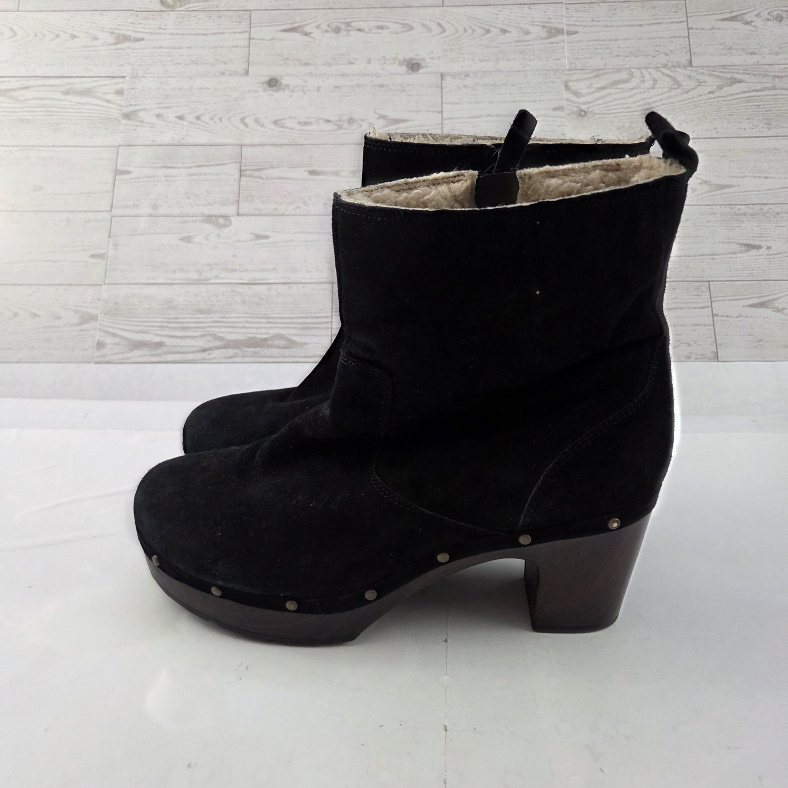 Clarks Boots Womens 11 Black Suede Platform Clog Faux Fur Lined Comfort Booties