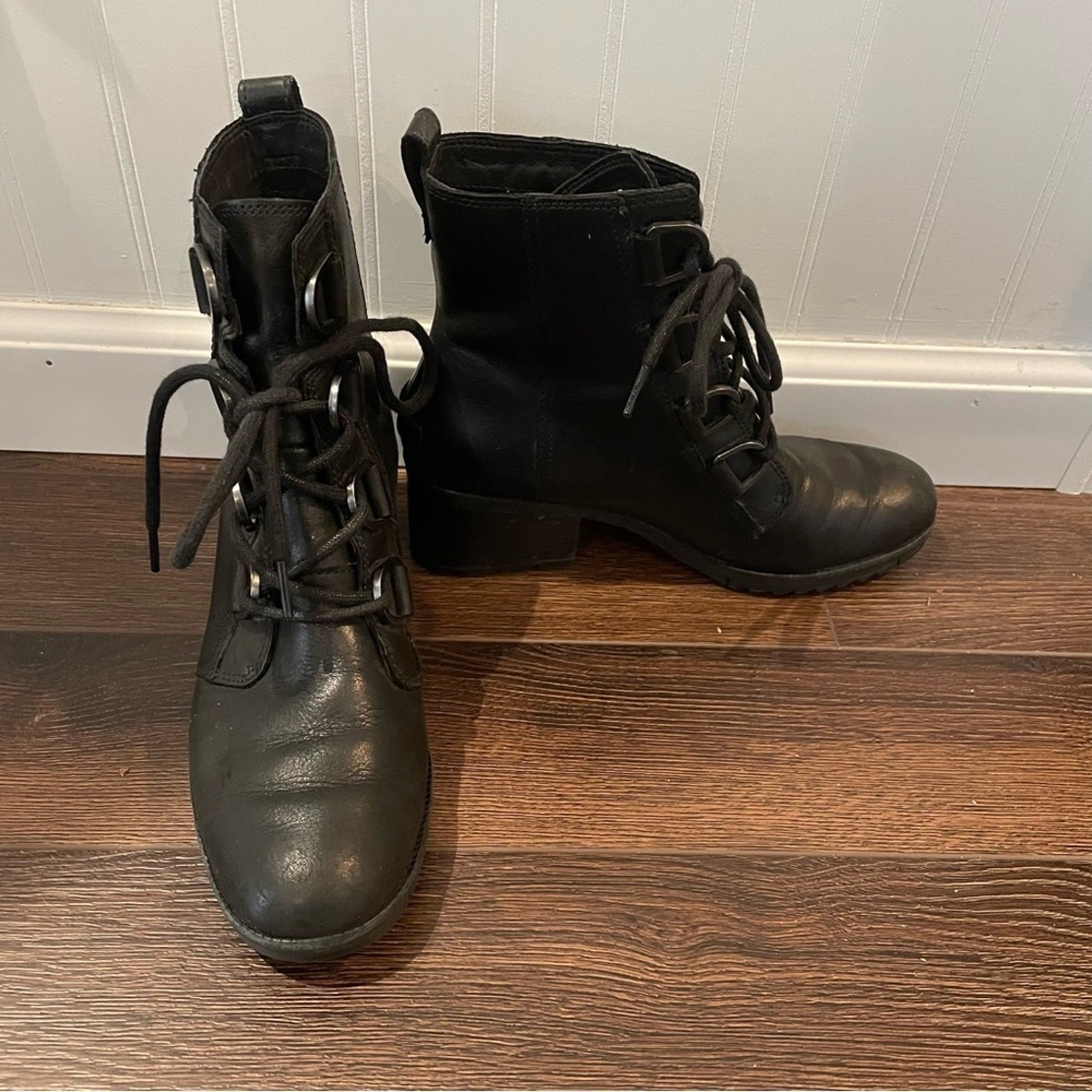 Sorel Cate Lace Up Lug Sole Moto Boots Biker Motorcycle Goth Punk in Black 8.5