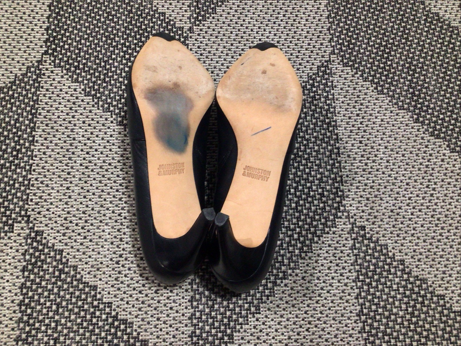 Johnston &Murphy Black Leather Pointed Toe Bootie Slip On Shoes 9.5 M