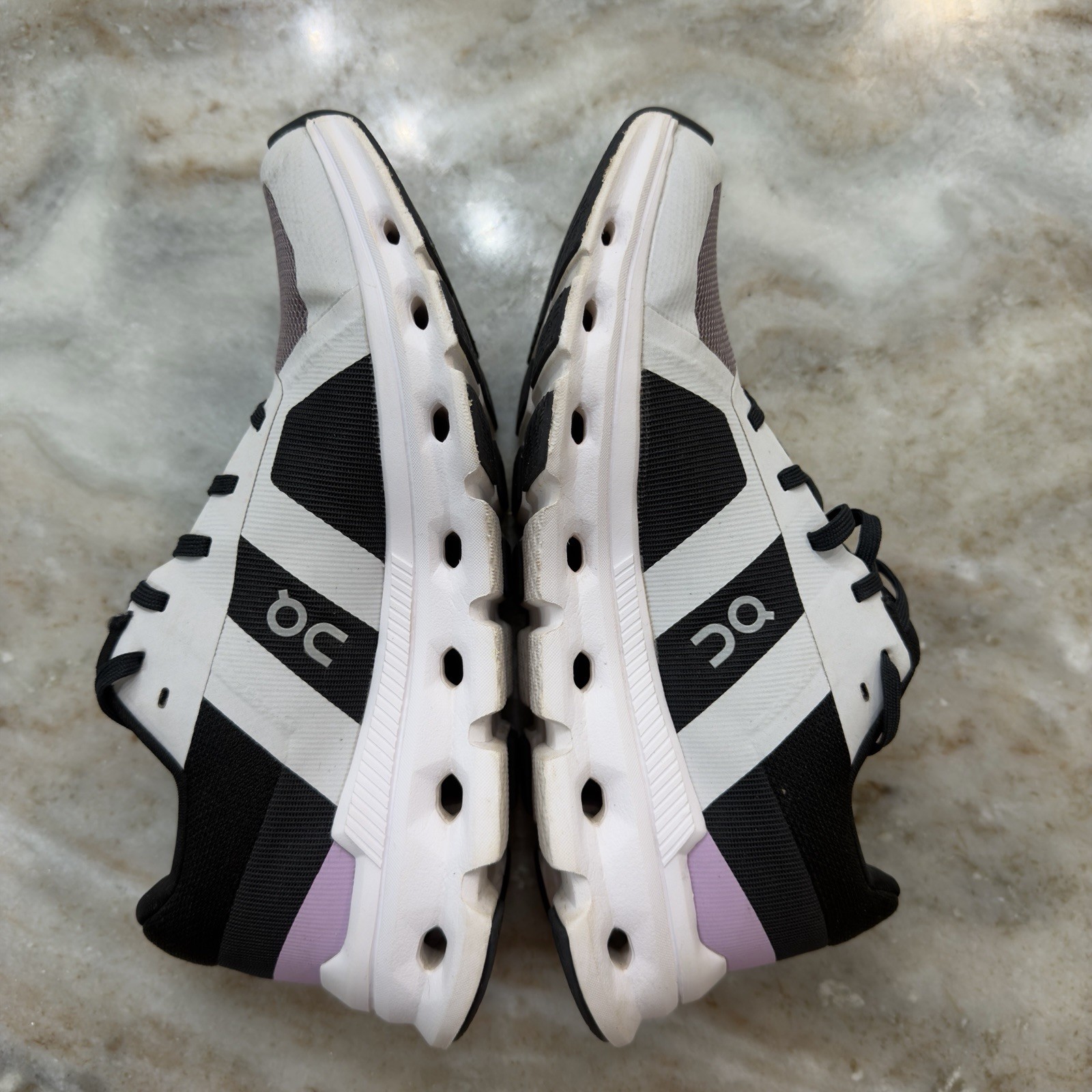 On Cloudrunner Women’s Size 6 Black White Lilac Running Shoes 46.98641