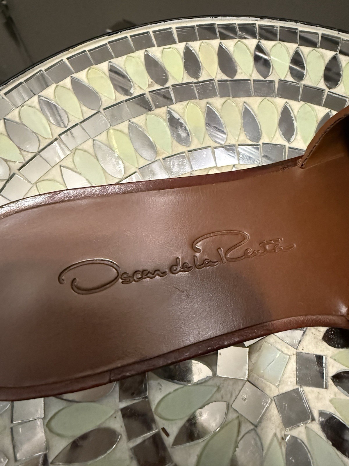 Oscar de la Renta Leather Slide Sandals 39