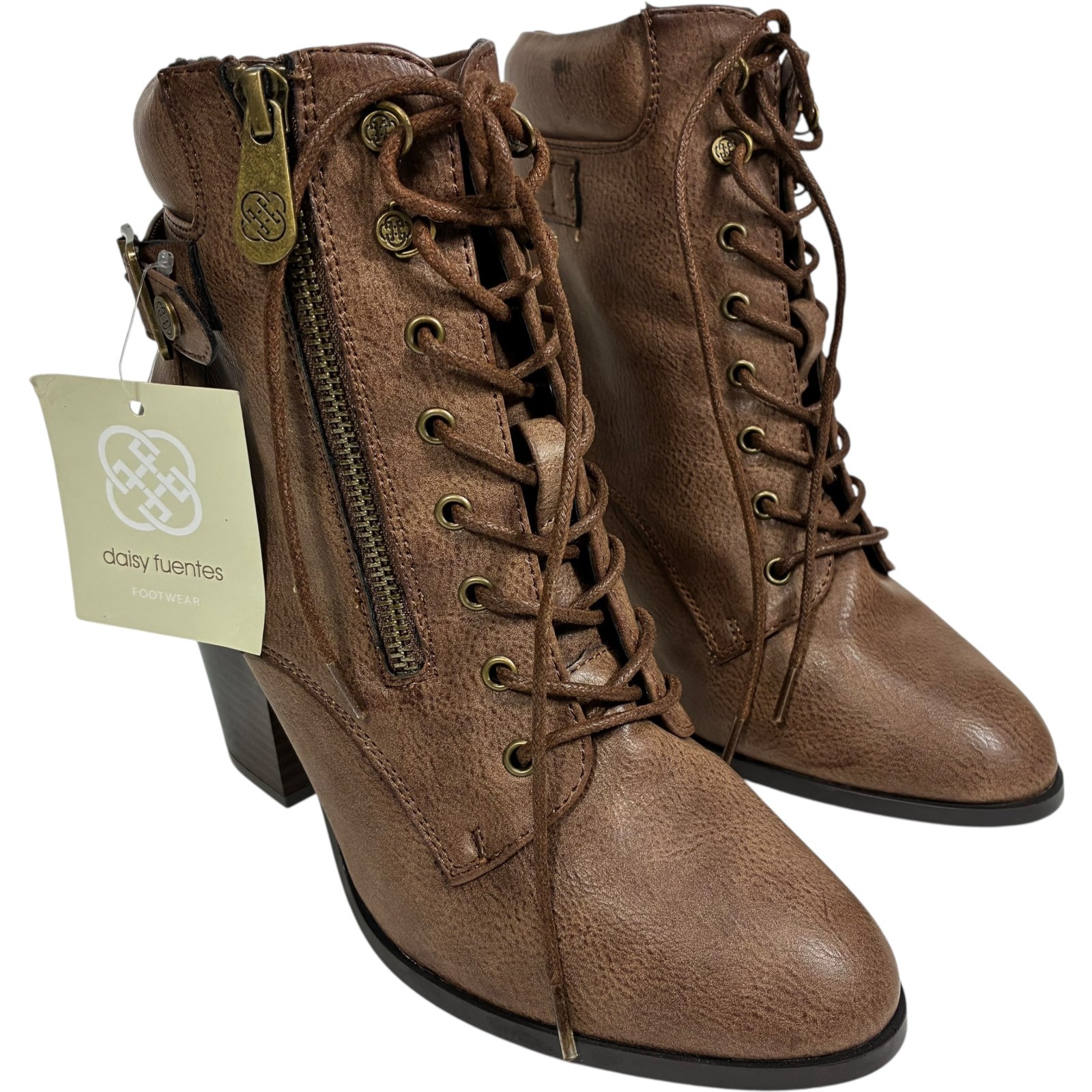 Daisy Fuentes Calida Brown PU 3.5in Block Heel Zip Ankle Booties womens size 9W