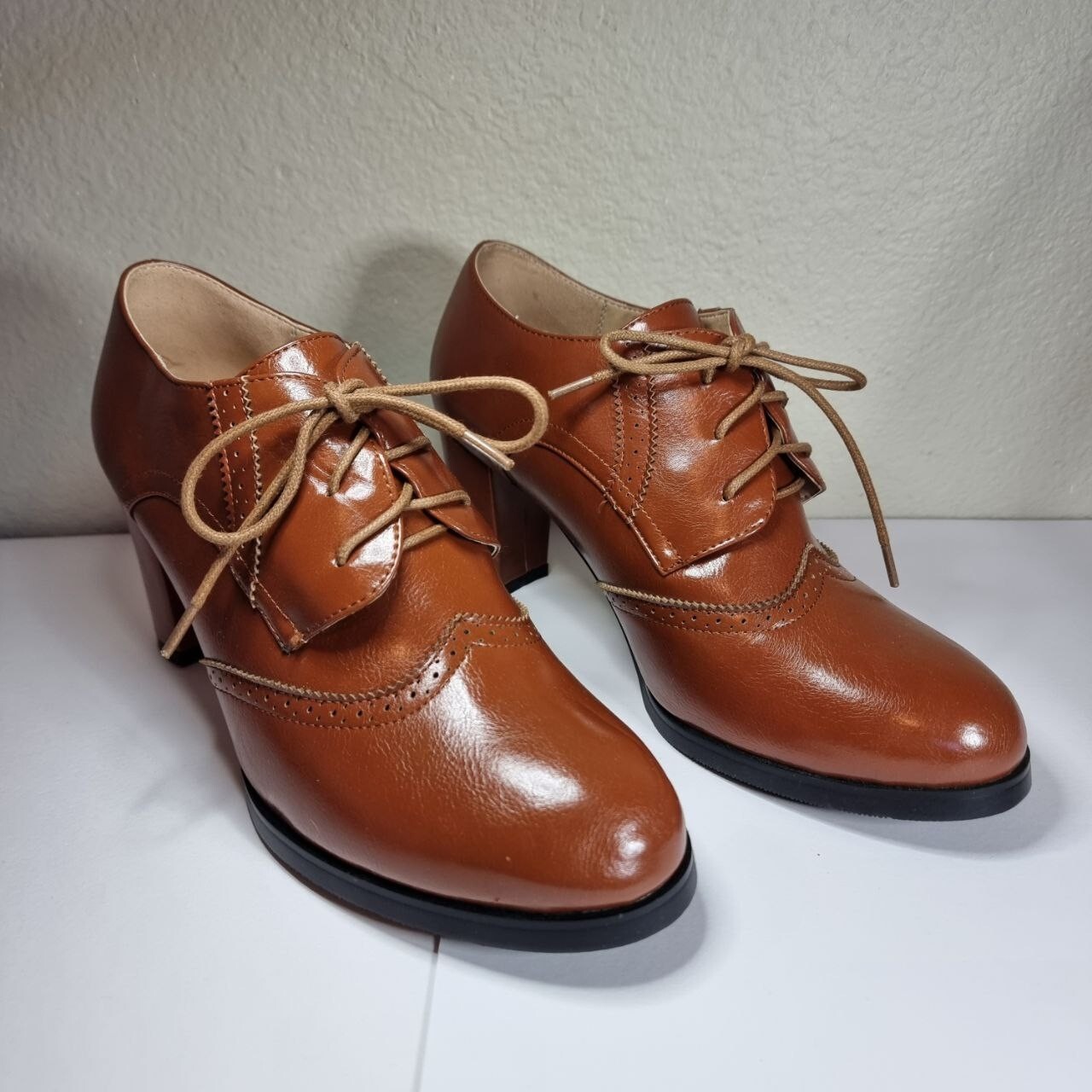 Odema Brown Womens PU Leather Oxfords Brogue Wingtip Lace Up Dress Shoes