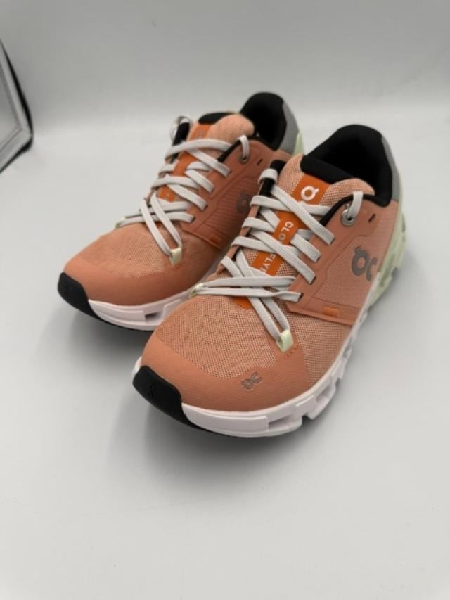 On Cloud – Cloudflyer 4 – Peach/Aloe -Women’s Size 5 New