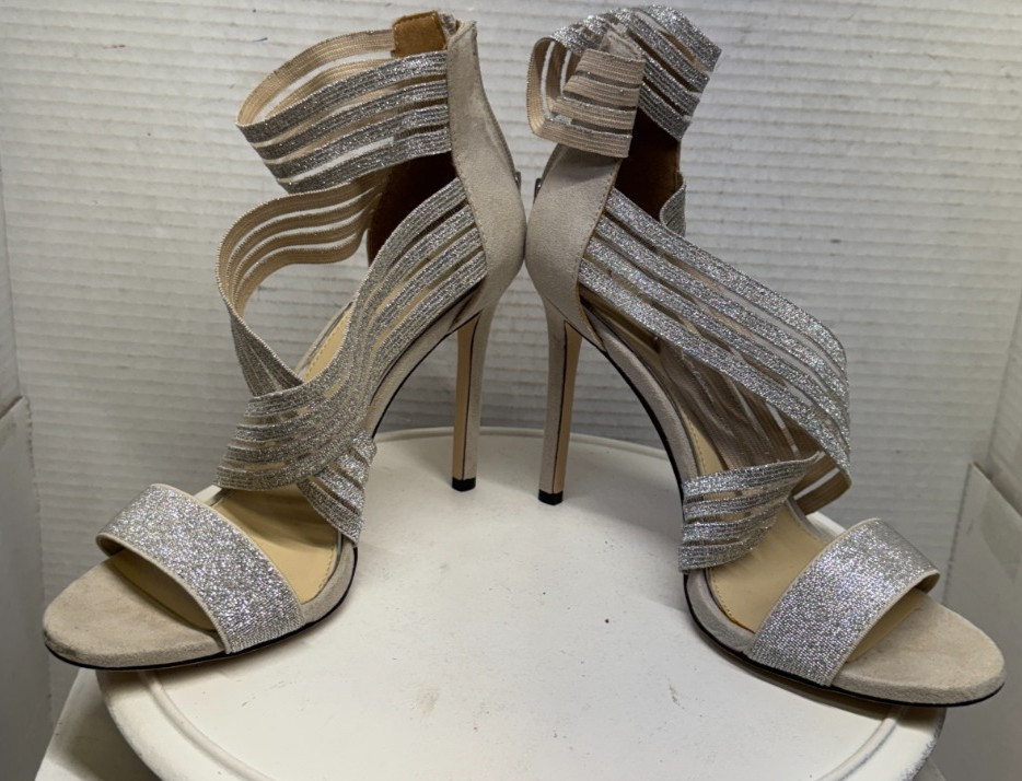 Jessica Simpson Jivero Women 4.25 Stiletto Heel Sandals Silver Zip Strap 7.5 38