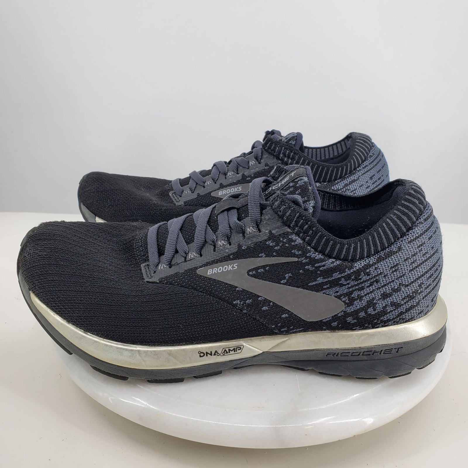 Brooks Ricochet DNA Sole Women’s Charcoal Grey Athletic Tennis Shoes Size 8