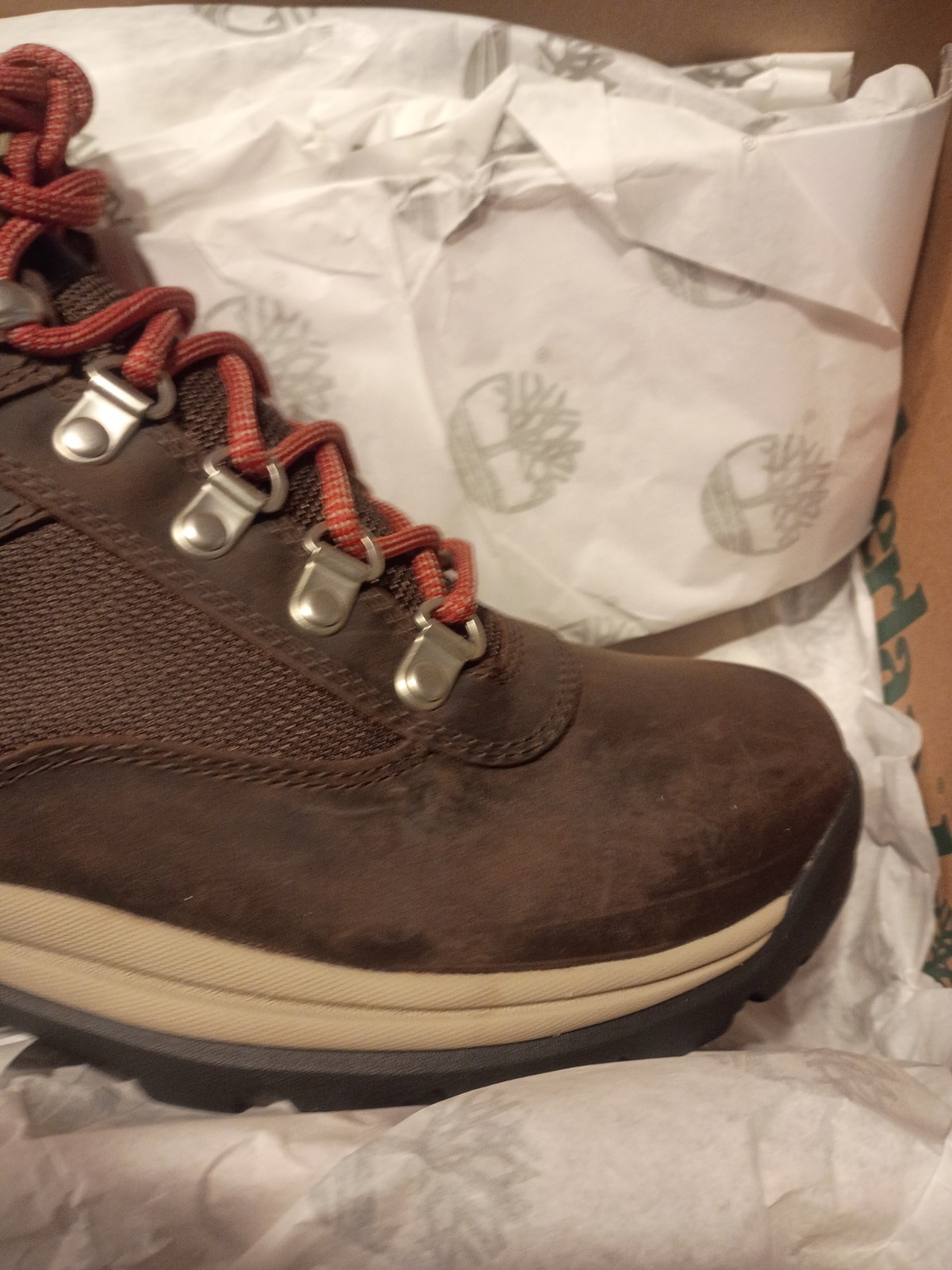 Womens TIMBERLAND WHITE LEDGE WATERPROOF MID Prem choc Leather HIKER Sz 7.5 Wide