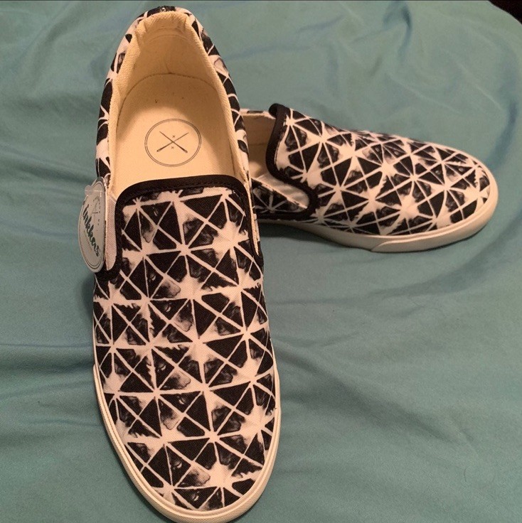 INKKAS Unisex Shoes Size 10 Women / 8 Men Black White Slip On Comfort Sneakers
