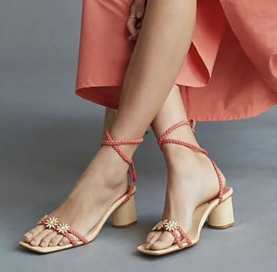 Schutz Hina Coral Block Heel with Daisy Embellishments 6.5 NIB