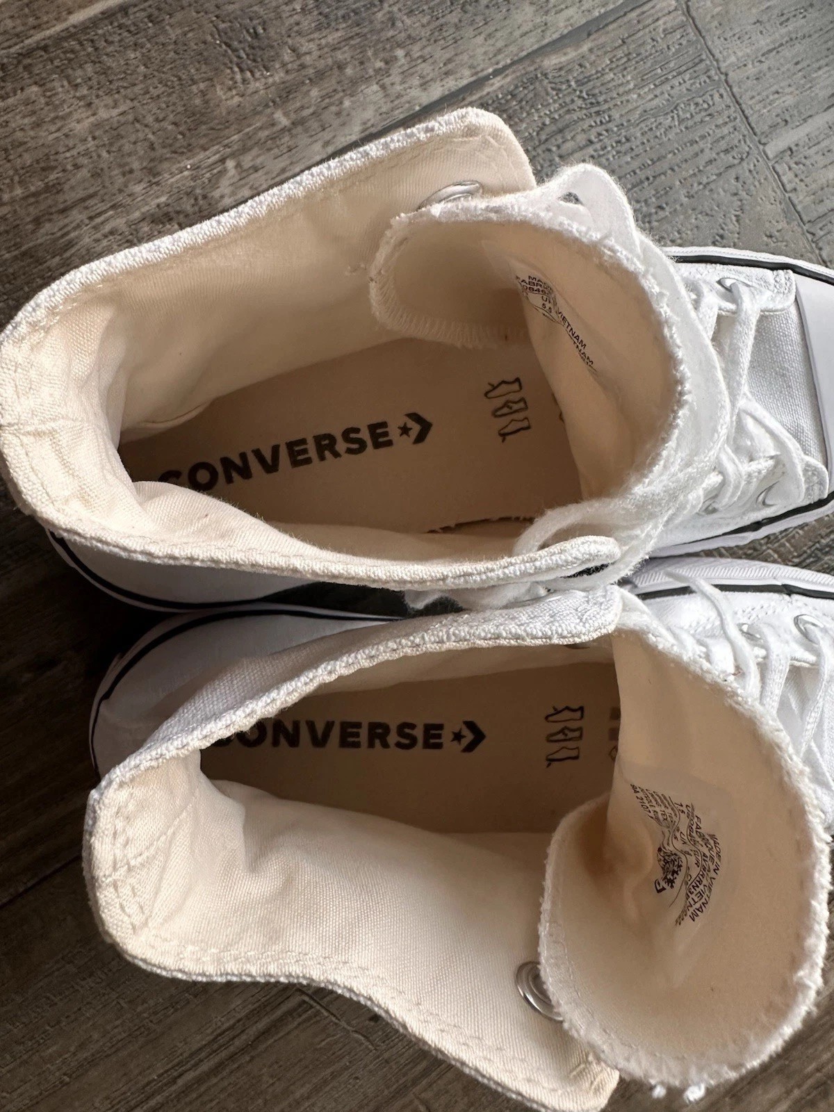 Converse Chuck Taylor Platform High Top White Canvas Women’s Size 7.5 Clean